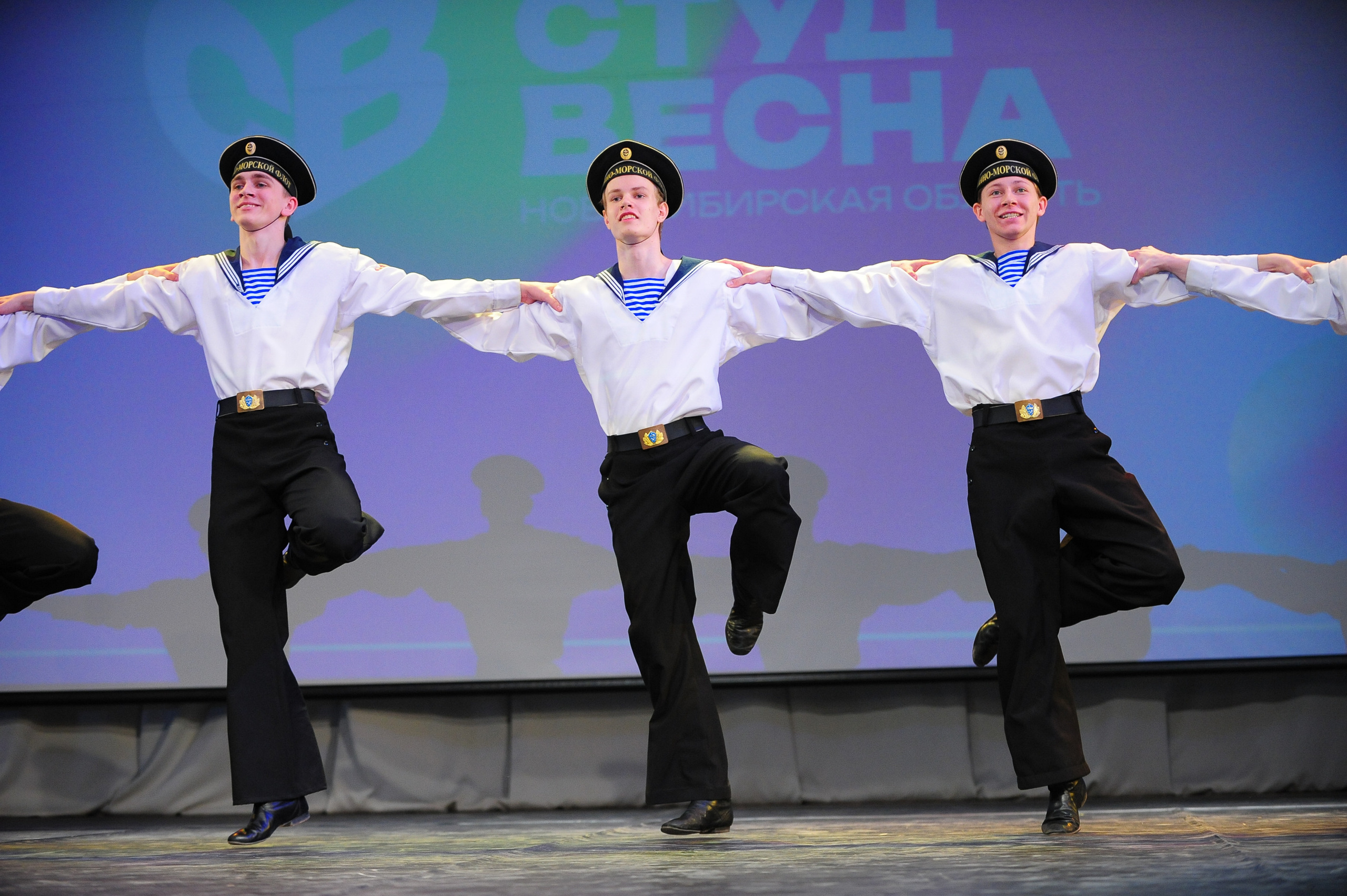 Студвесна. Танцевальное направление. Фотограф в Новосибирске Полина Колмачевская