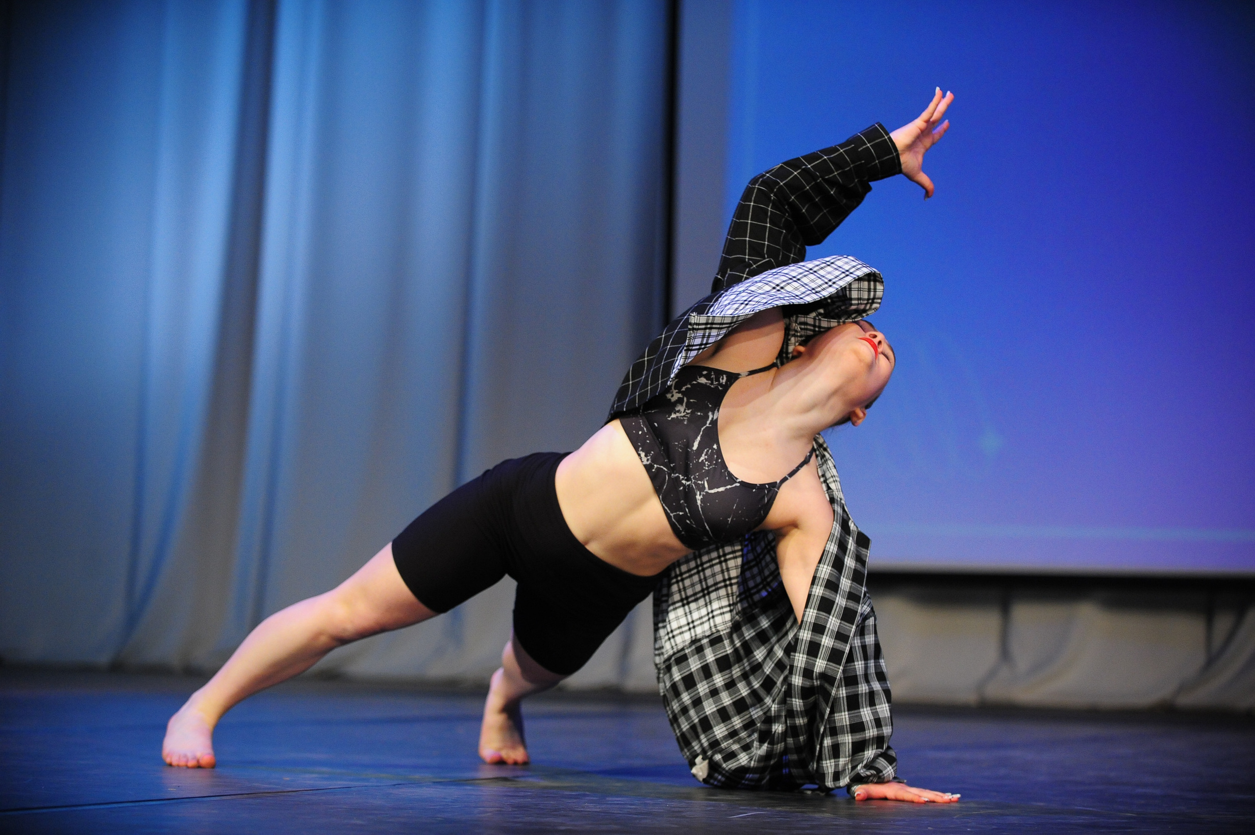 Студвесна. Танцевальное направление. Фотограф в Новосибирске Полина Колмачевская