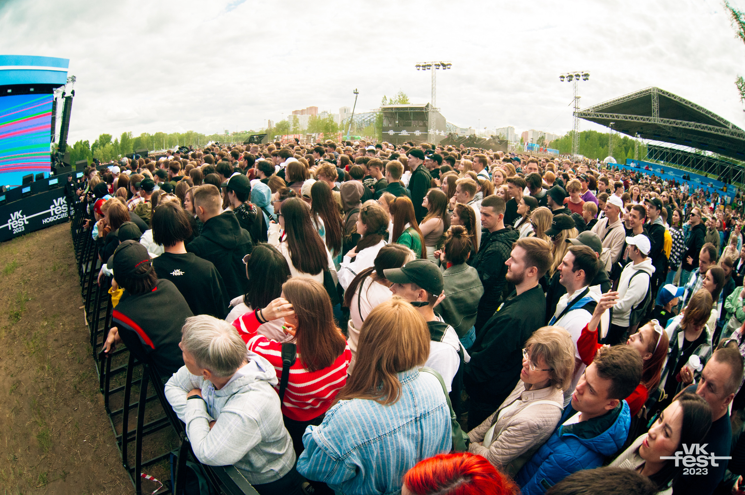 ВК fest. Фотограф в Новосибирске Полина Колмачевская