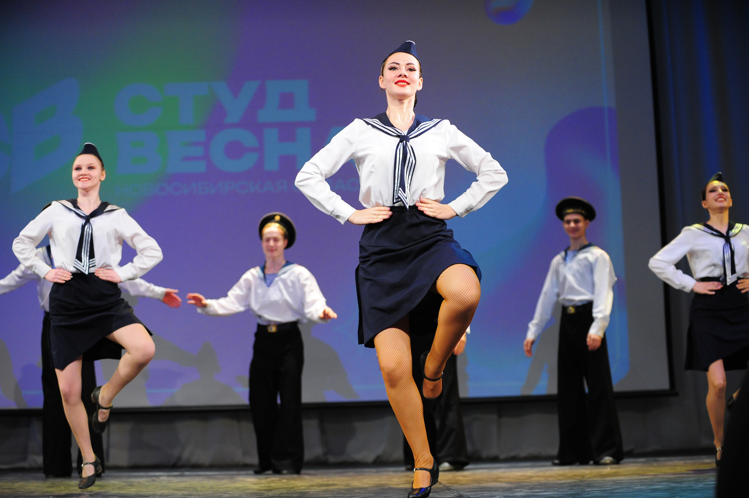 Студвесна. Танцевальное направление. Фотограф в Новосибирске Полина Колмачевская