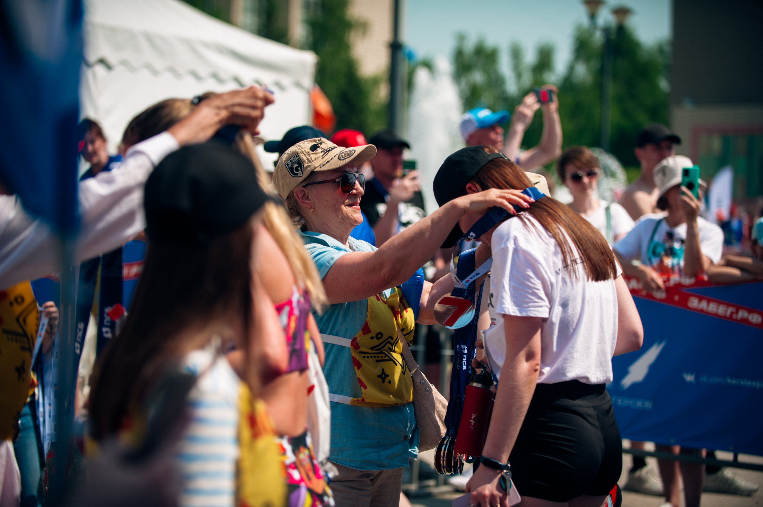 ЗаБег (съёмка волонтёров). Фотограф в Новосибирске Полина Колмачевская