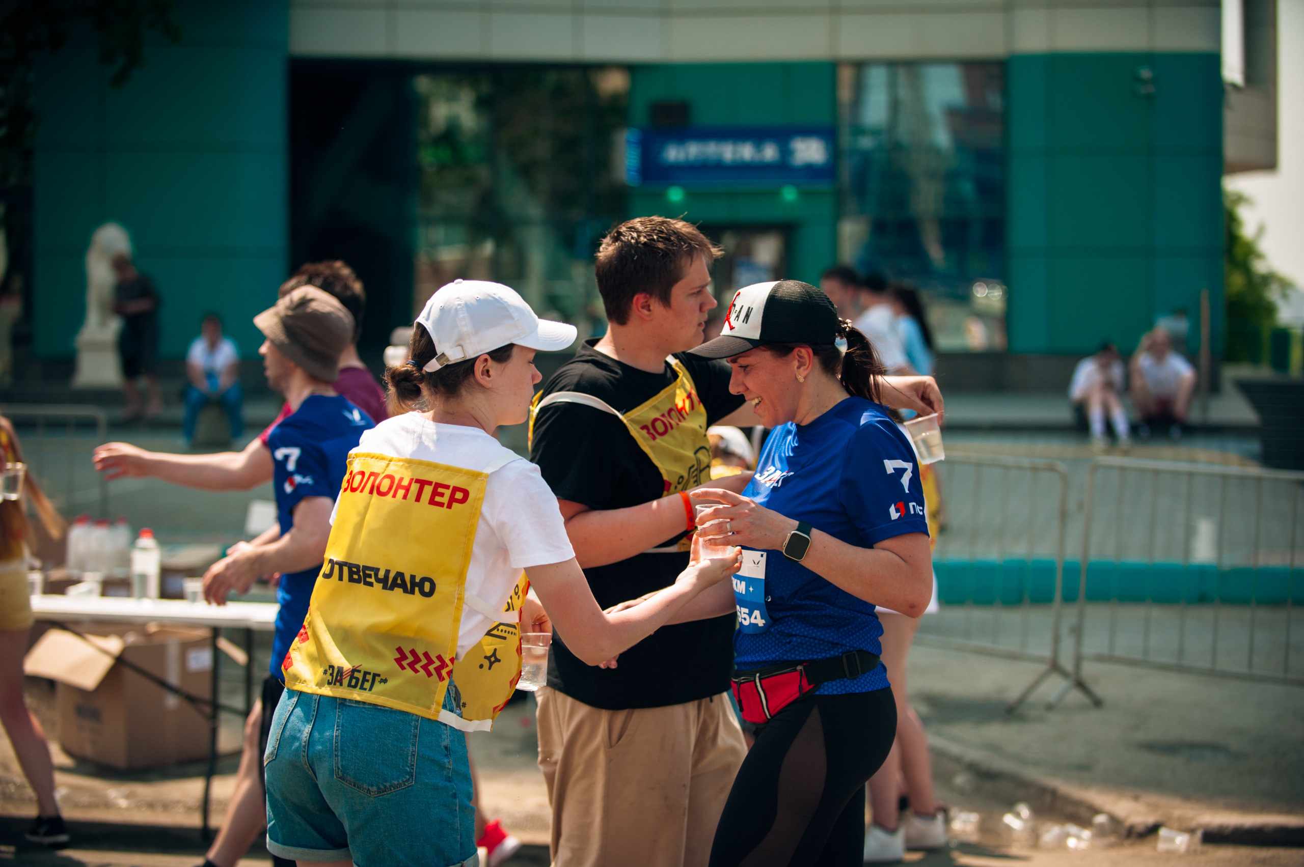 ЗаБег (съёмка волонтёров). Фотограф в Новосибирске Полина Колмачевская