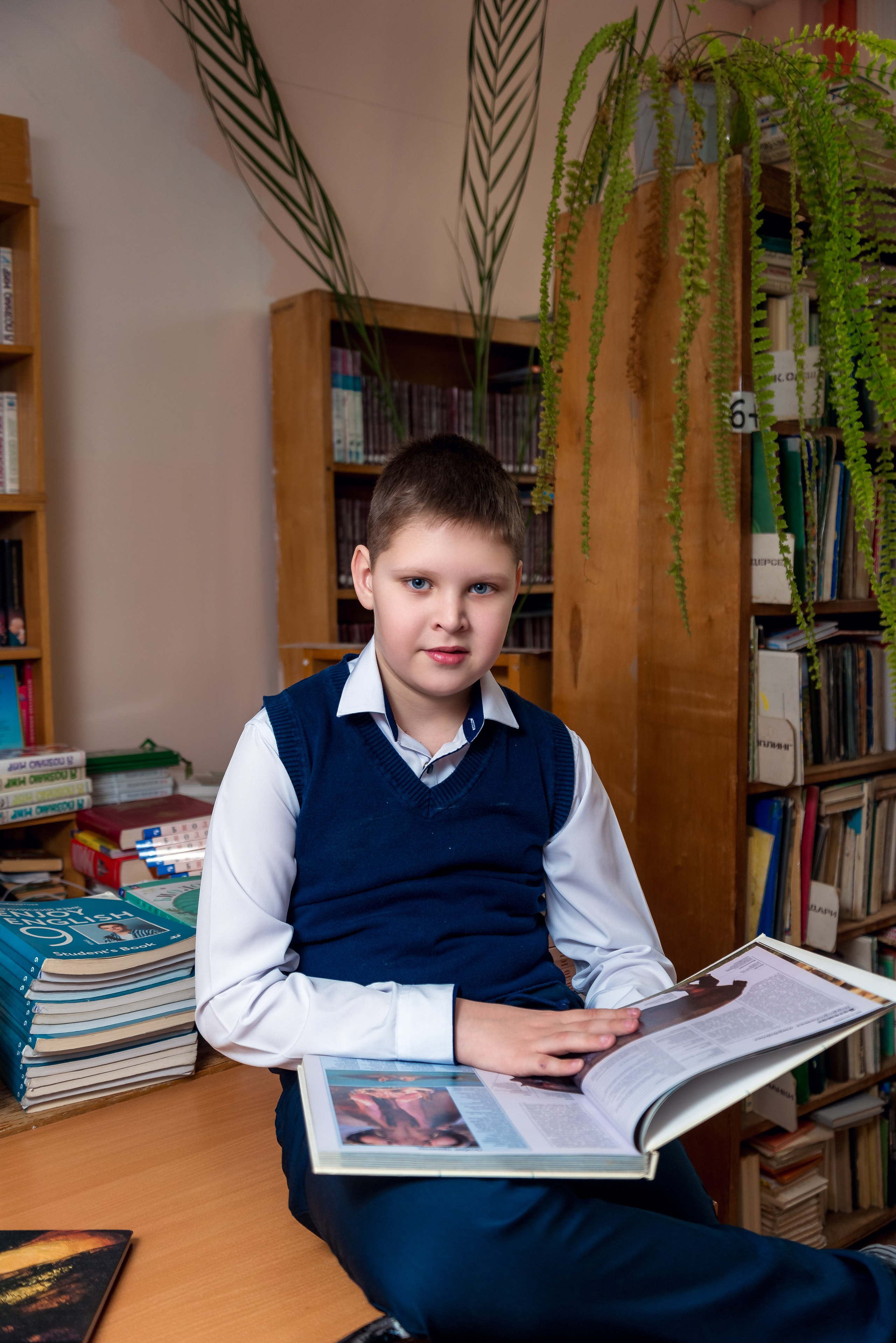 В Библиотеке. Женский фотограф Крещение Венчание Москва Брянск