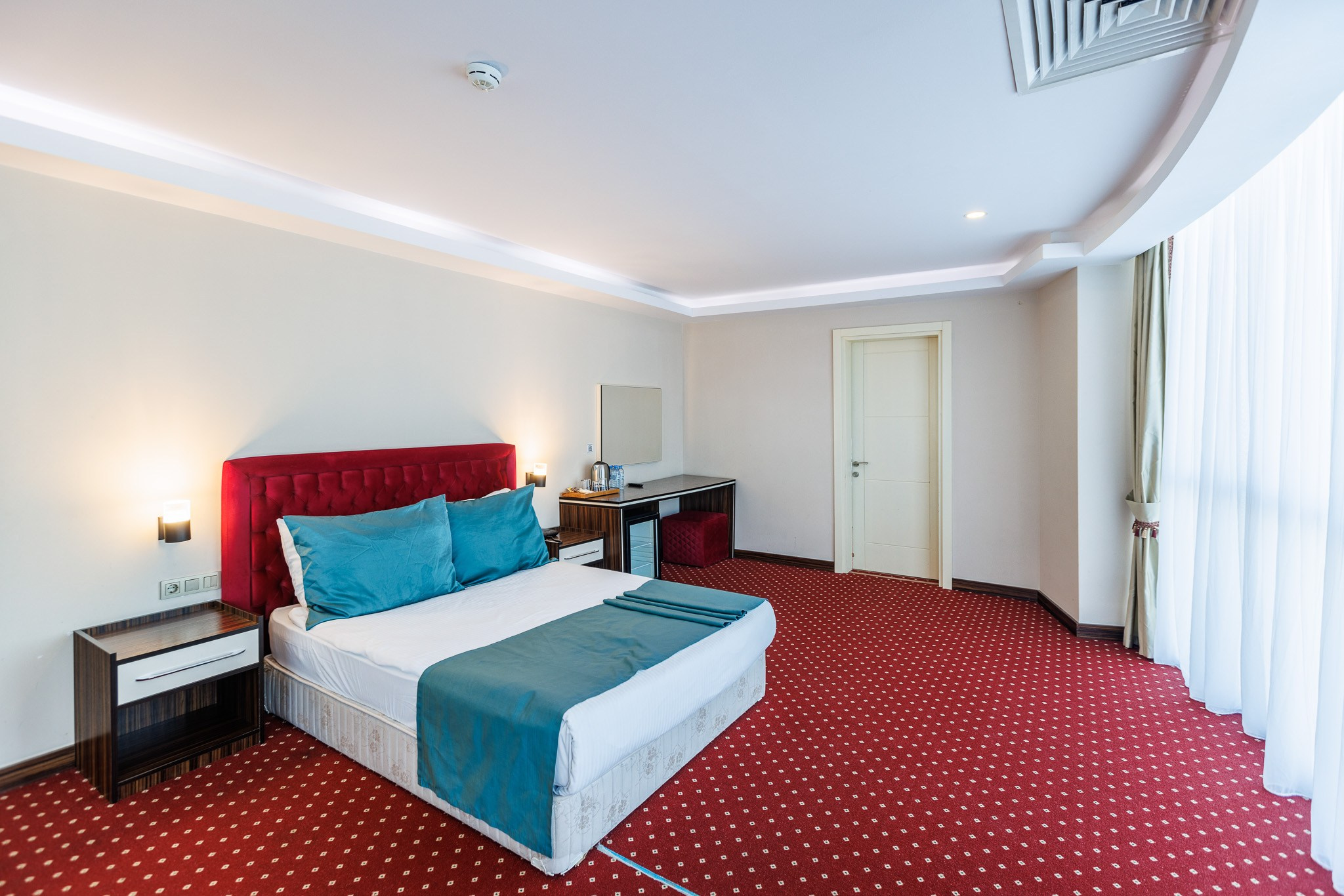 SKY TOWER (METRO CITY). Режиссёр, клипмейкер, фотограф — Андрей Охота