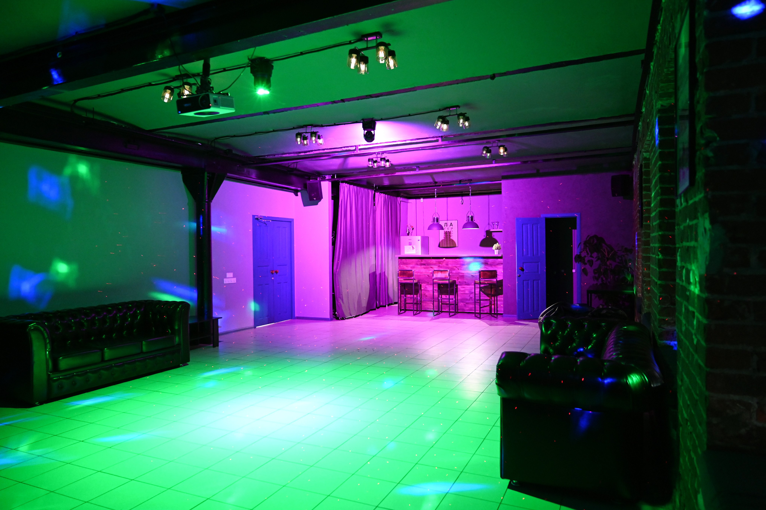 Съемка лофта «Пятый элемент». Автомобильный фотограф в Москве — Сидоров Дмитрий