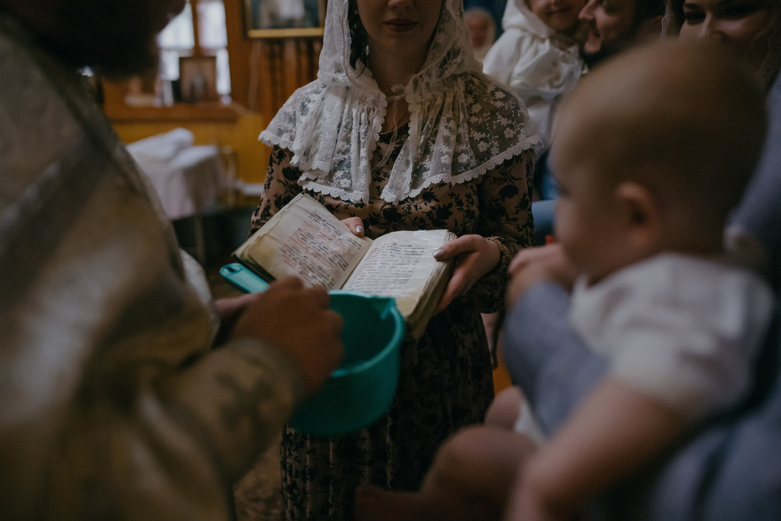 Крещение Таисии и Льва. Храм в честь Святителя Николая. п.Белый Яр. Семейный фотограф в Сургуте