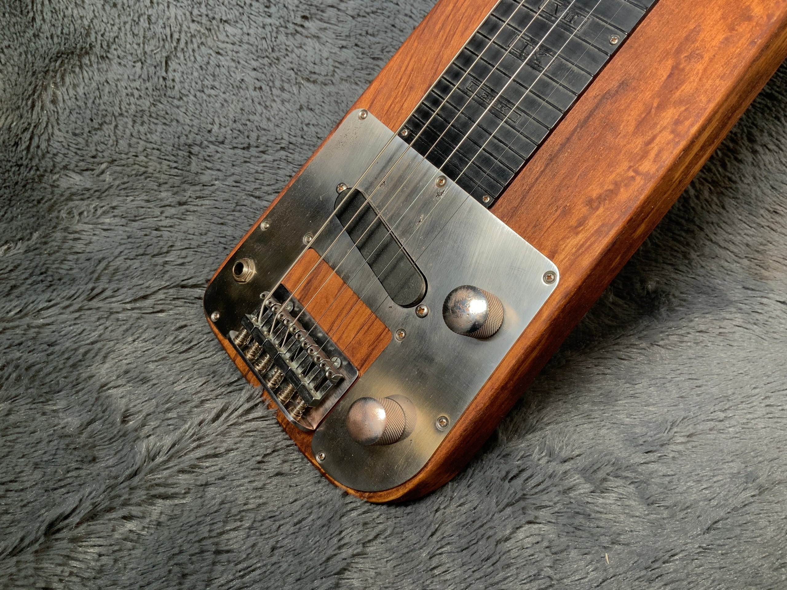 Artisan Lap Steel Slide Guitar