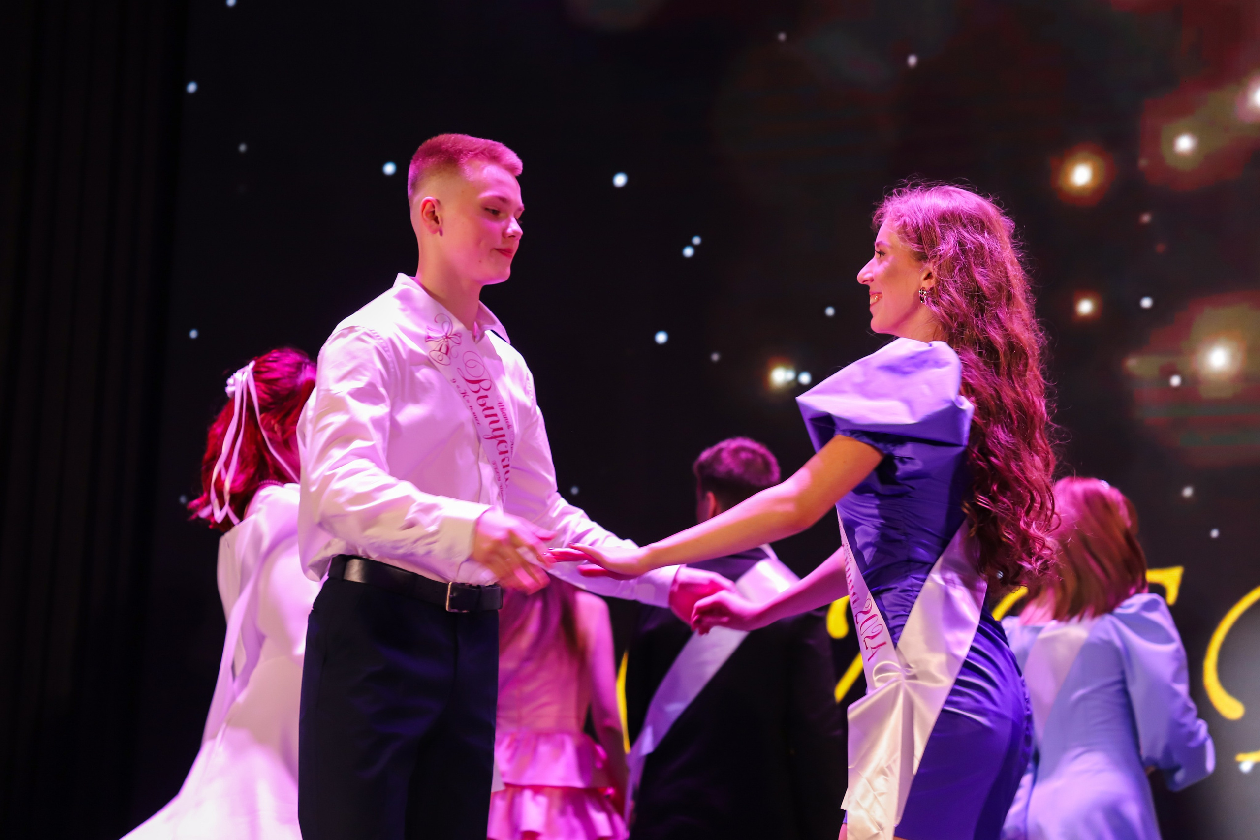 Последние звонки в школе. K-pop (и не только) фотограф в Москве Светлана Полякова