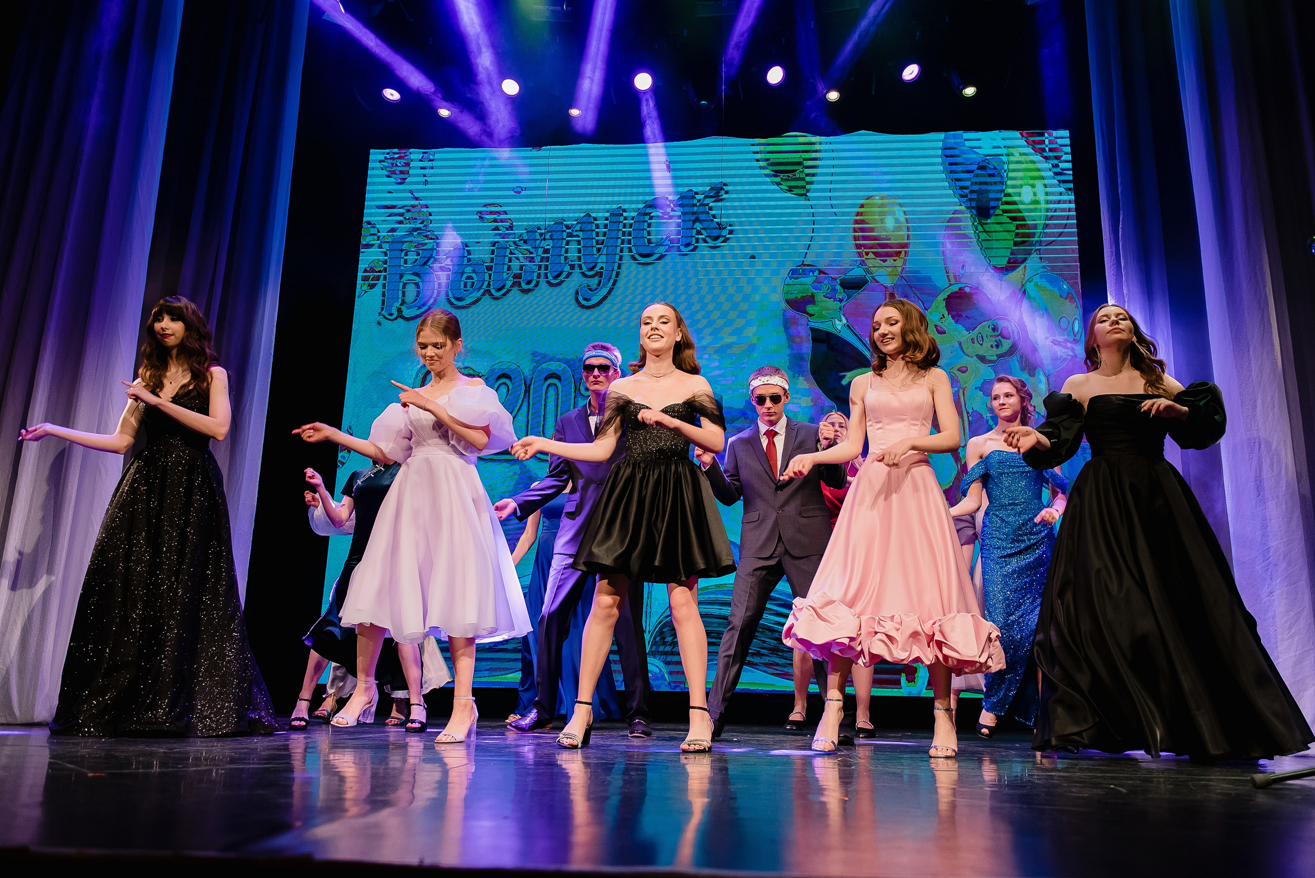 Выпускной школа 2024. Фотограф Рязань. Дарья Дмитриева