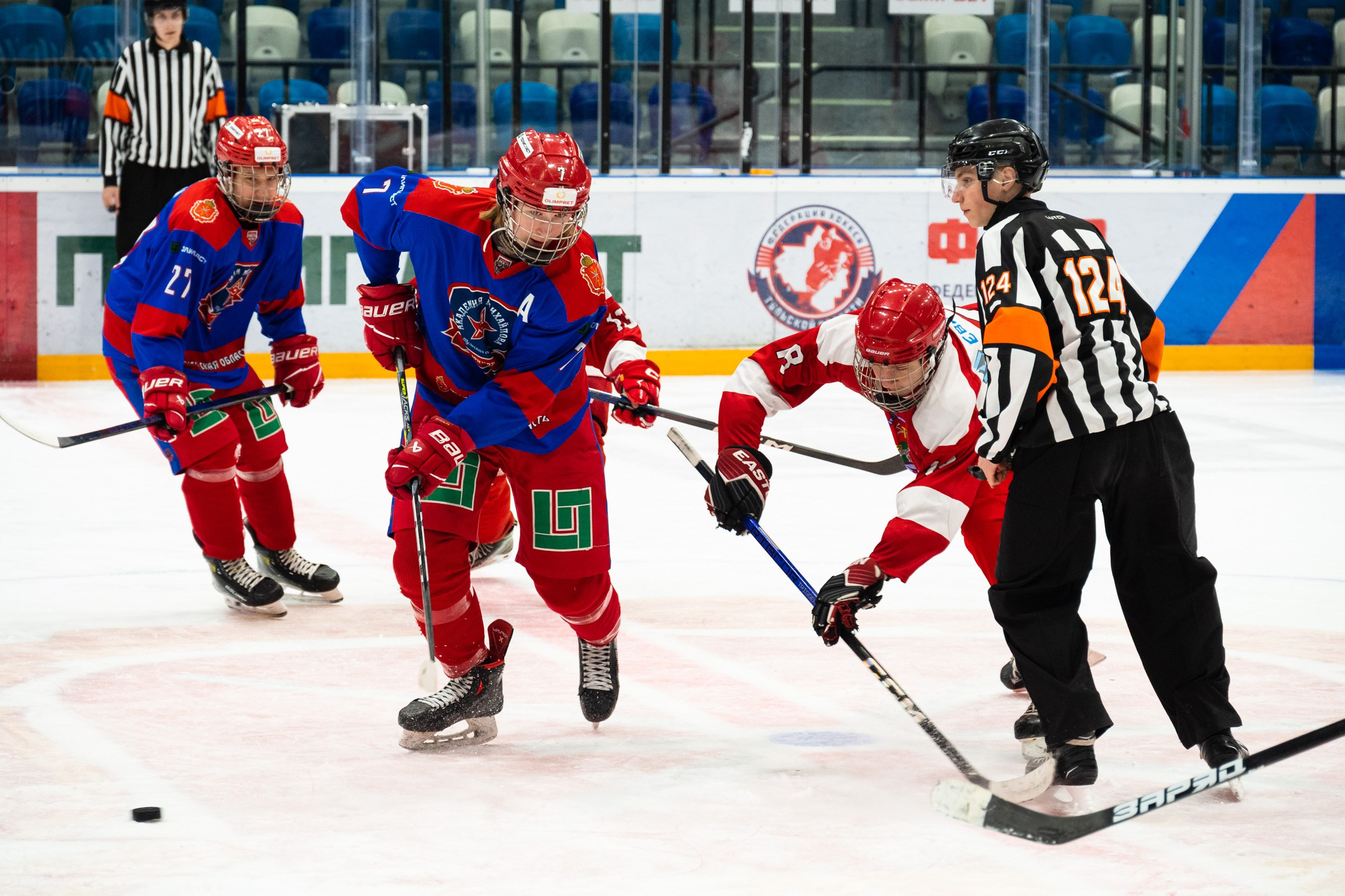 Турнир «Золотая шайба» — награждение и гала-матч. Фотограф и видеооператор в Туле | Даниил Рыбак