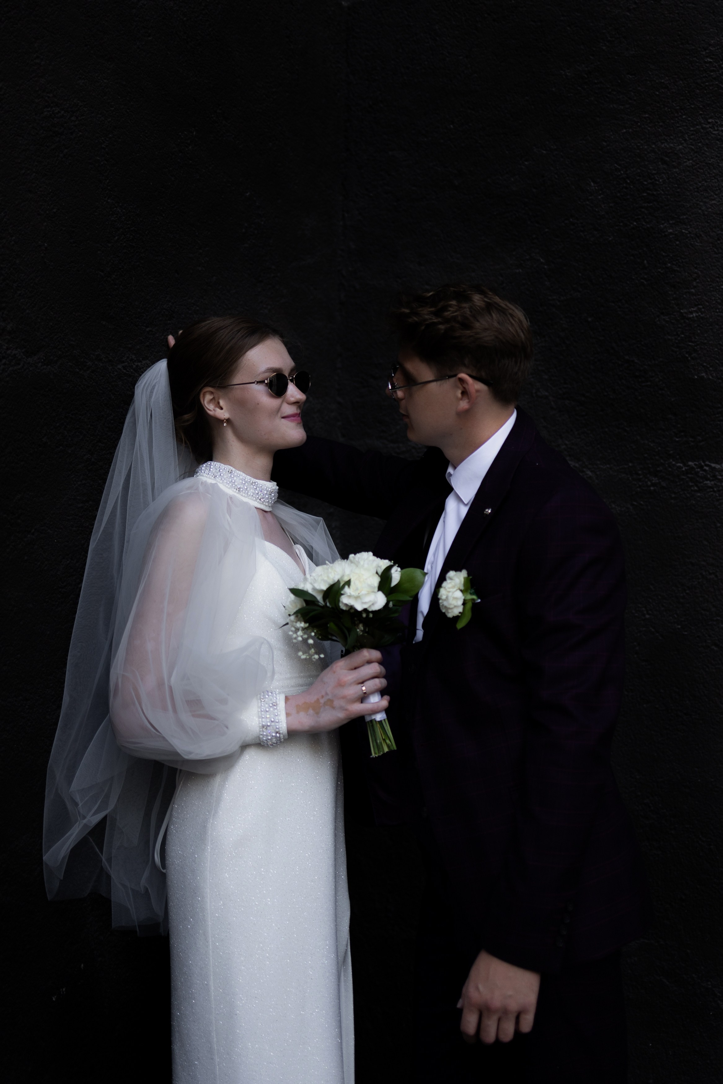 Владислав и Юлия Вечерняя прогулка по городу. Свадебный Фотограф в Иркутске Екатерина Елисеева