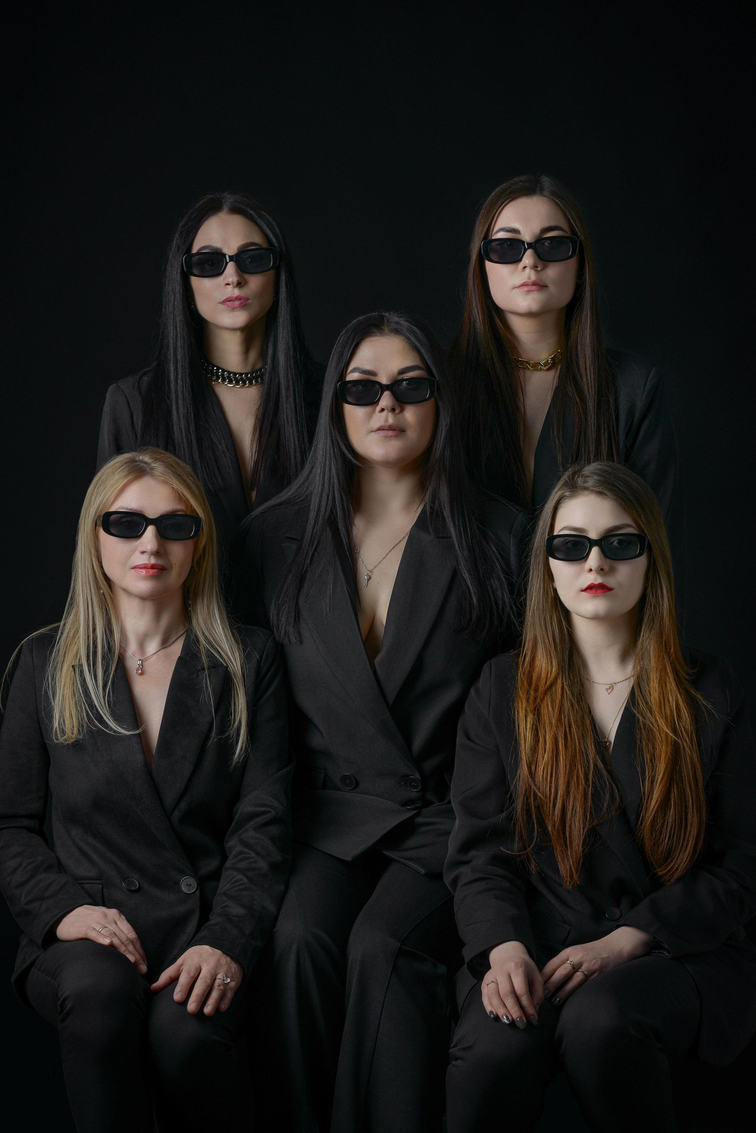 Студия красоты «Мата Хари». Татьяна Гойда портретный и семейный фотограф Ленск. Выпускные альбомы