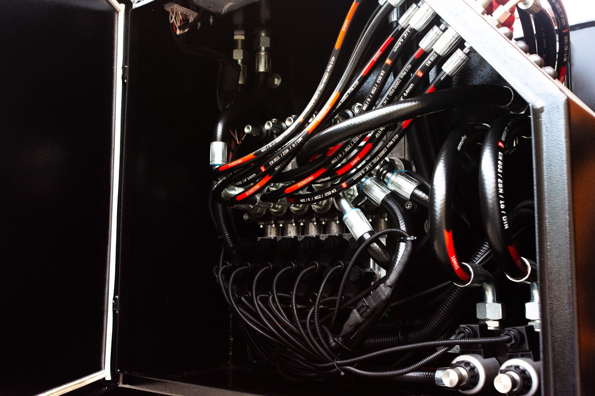 Форум-выставка Дорожный сезон. Фотограф Максим Буряк