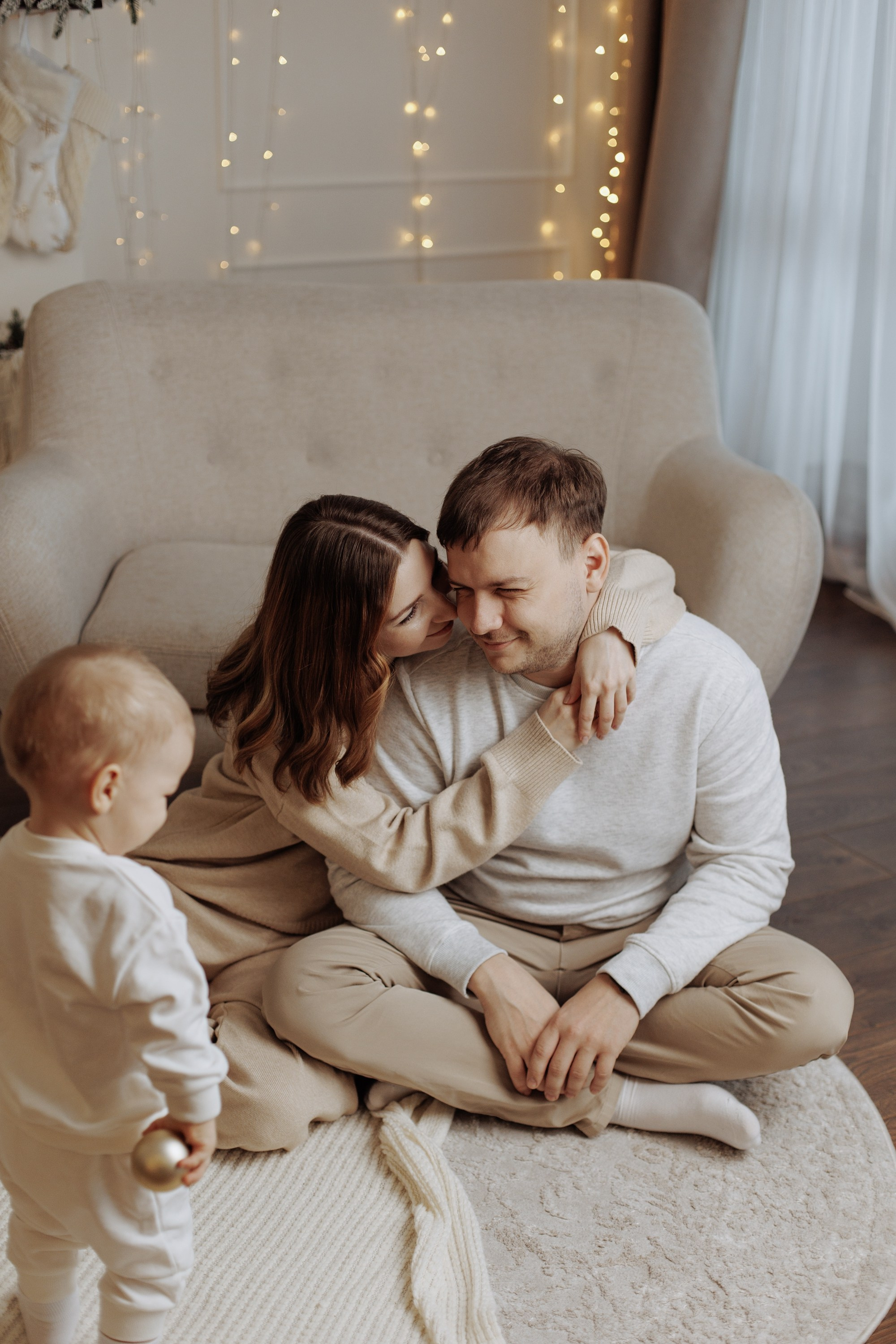 Семейная фотосессия «студия». Свадебный фотограф