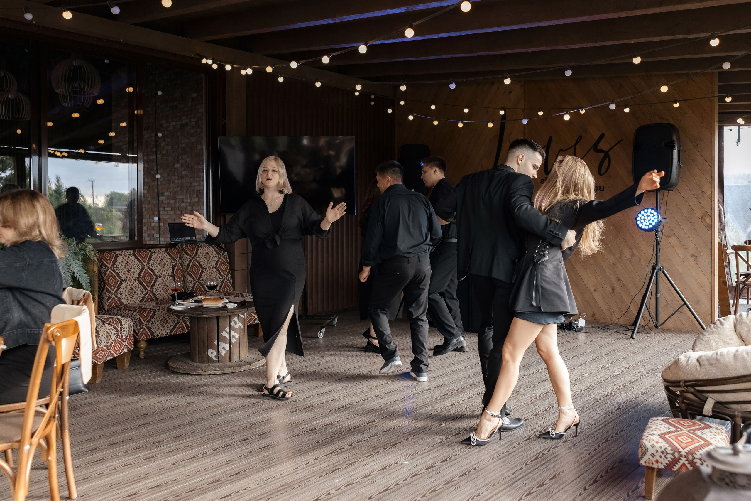 Артем и Вера. Свадебный фотограф и видеограф Юрий и Эля Дубинины