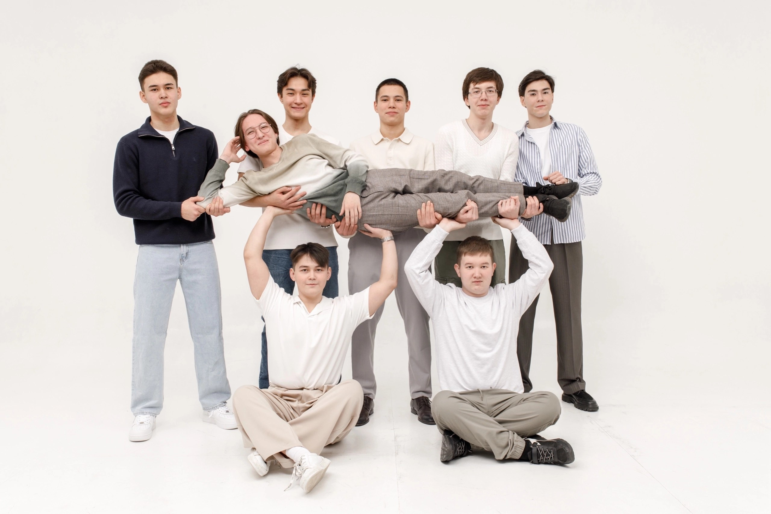 Группы больше 5 человек