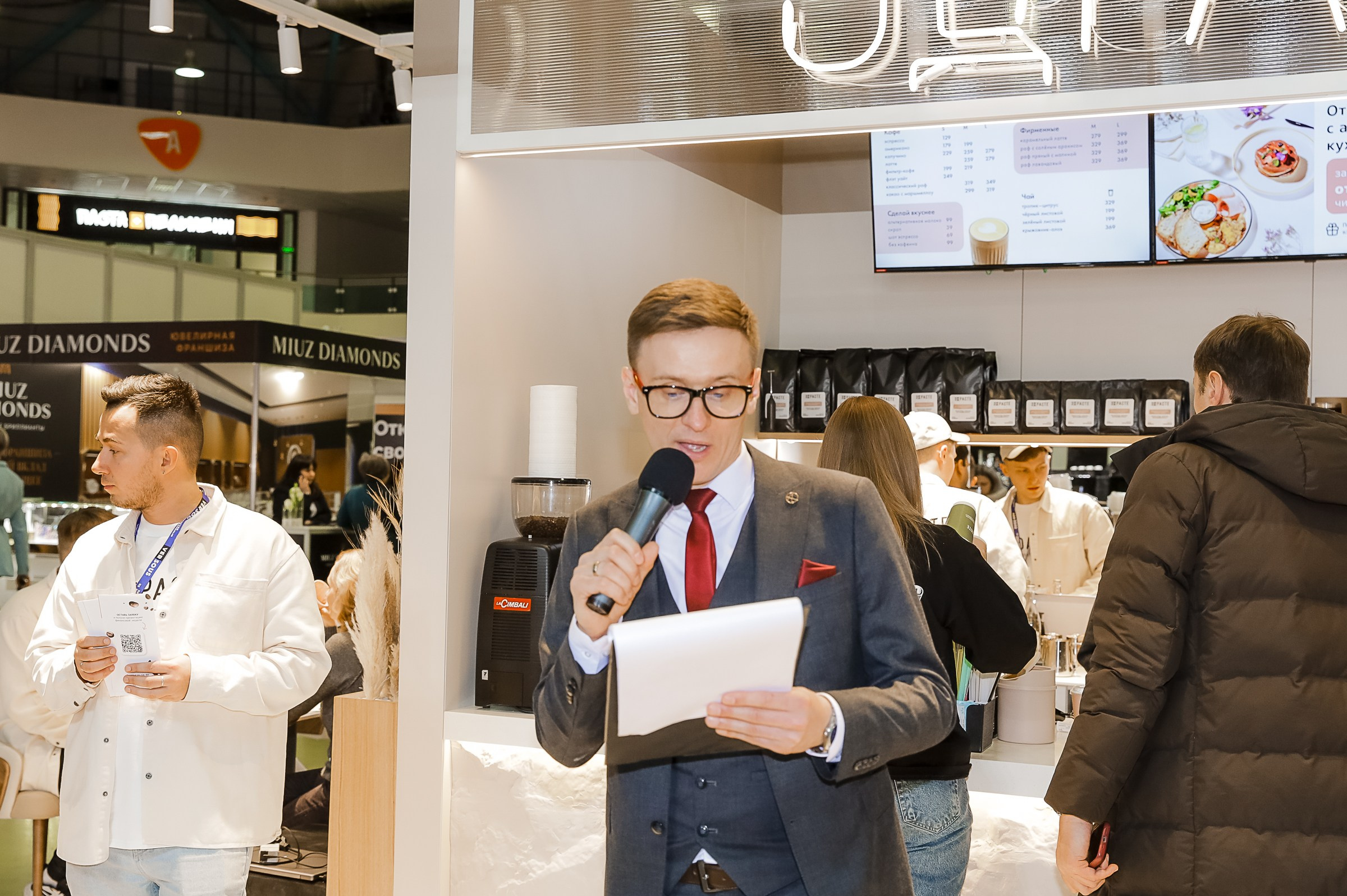 VERSOUS. ЭКСПОЦЕНТР. ЗДРАСТЕ. Фотограф в Москве Ольга Колесникова