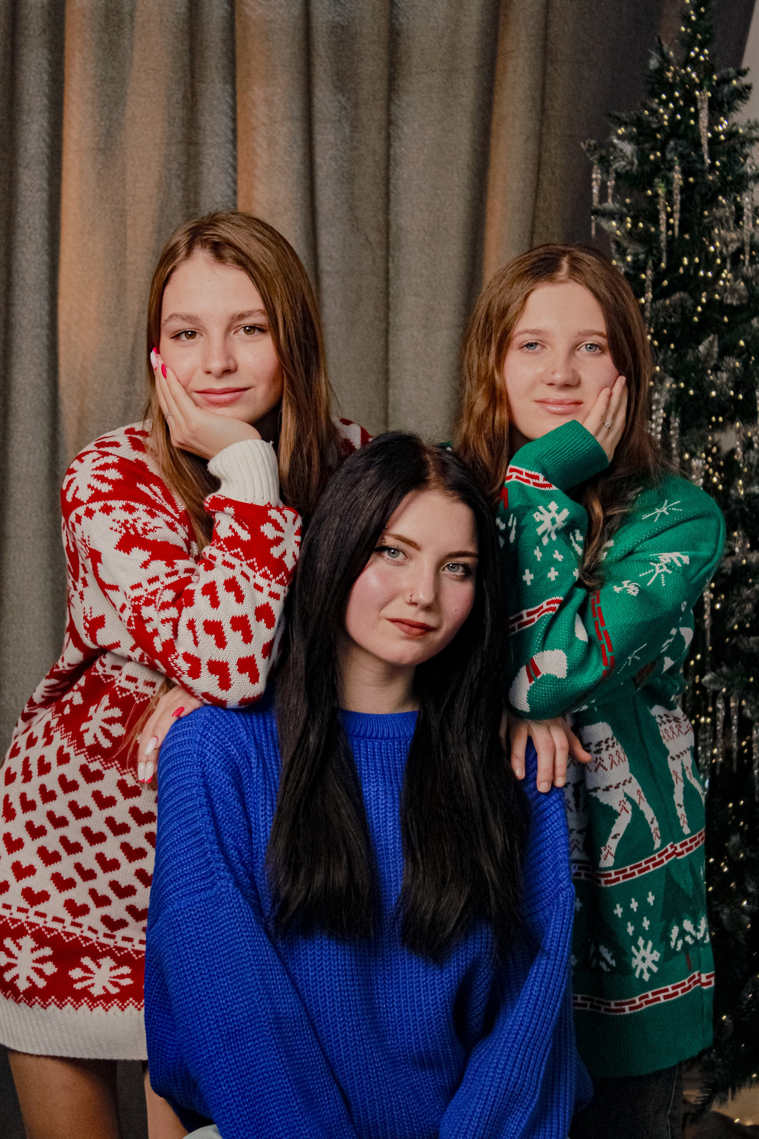 8 класс Новогодняя 2024. Лиза Рязанцева