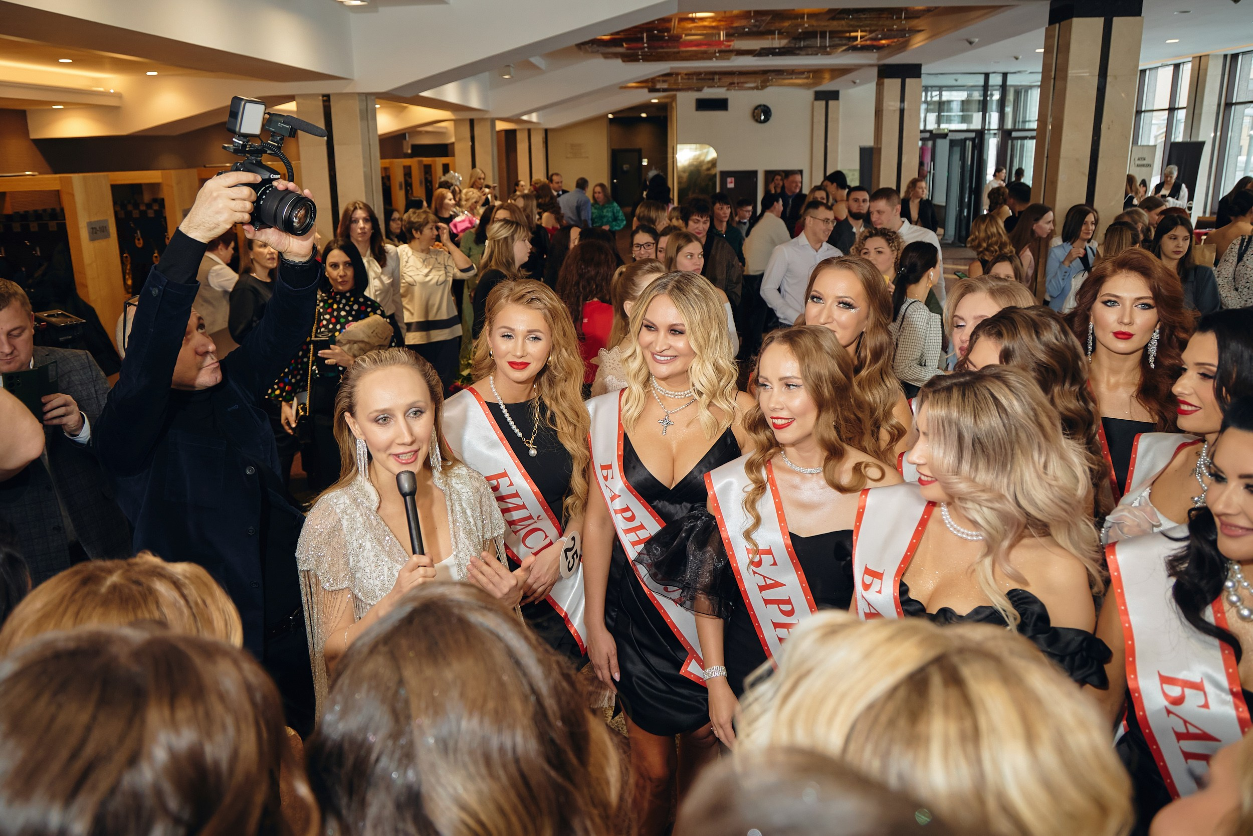 Мисс Алтай 2025. Свадебный репортажный и фуд фотограф в Барнауле Гайфулин Виталий