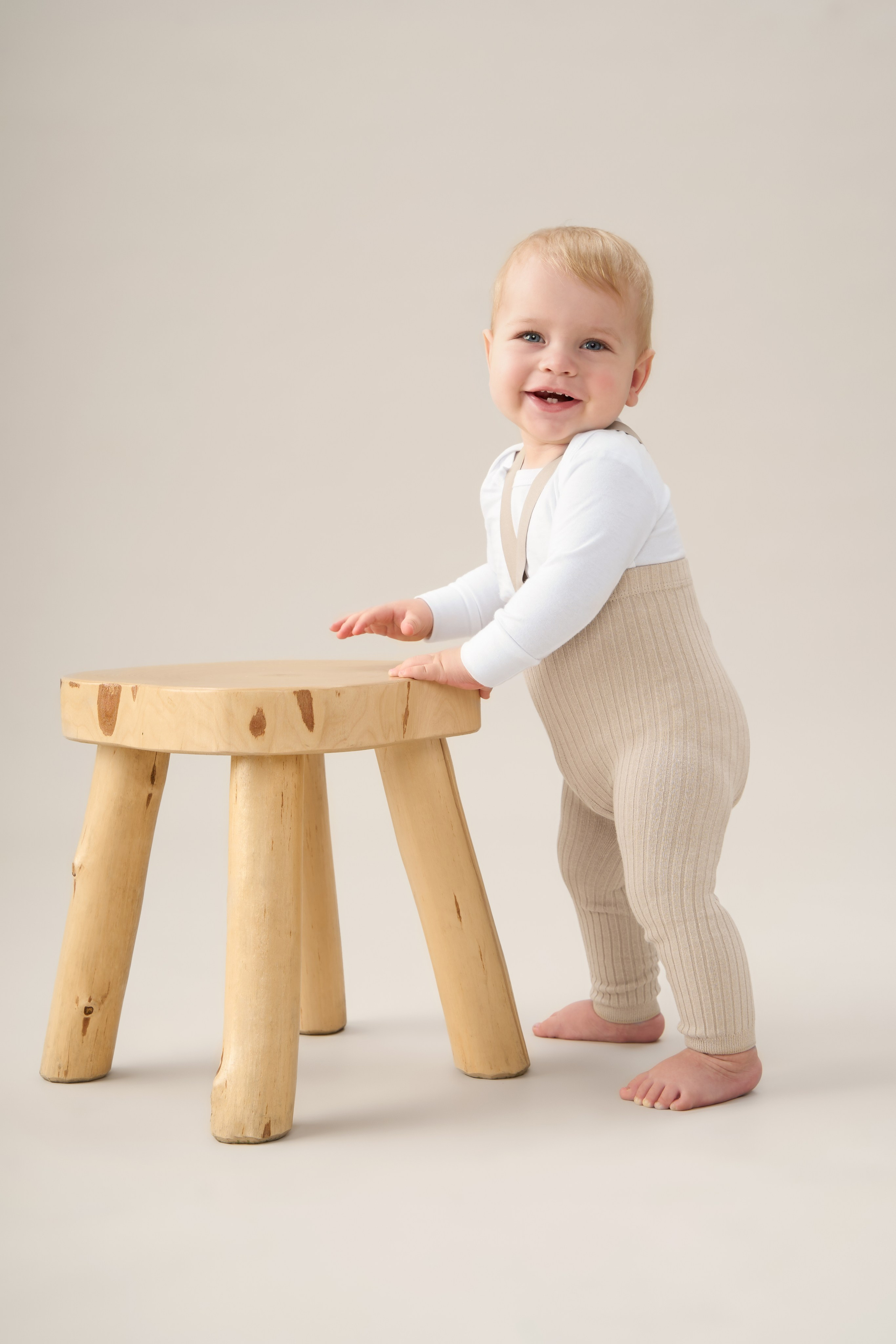 "Профессиональная детская фотосъемка для семейных портретов и воспоминаний""Высококачественная детская съемка новорожденных и малышей в студии""Рекламная детская фотосъемка для альбомов и подарков""Студийная детская съемка с креативными декорациями и позами""Коммерческая детская фотосъемка для маркетинга детских товаров""Фотография детской съемки с акцентом на эмоции и улыбки""Семейная детская съемка для портфолио и социальных сетей""Профессиональная детская фотосъемка с мягким освещением""Рекламные фото детской съемки для сайтов и брошюр""Высокоточная детская съемка для воспоминаний и презентаций""Детская фотосъемка высокого разрешения для семейных альбомов""Коммерческая детская съемка с фокусом на радость и развитие""Студийная фотосъемка детской съемки для брендов и маркетинга""Фотографии детской съемки для подарков и увеличения клиентов""Профессиональная детская съемка для каталогов и семейных историй" "Профессиональная каталожная фотосъемка товаров для e-commerce и интернет-магазинов""Высококачественная каталожная съемка одежды и аксессуаров с белым фоном""Рекламная каталожная фотосъемка для маркетинга продуктов и брендов""Студийная каталожная съемка с детальной проработкой текстур и материалов""Коммерческая каталожная фотосъемка для каталогов и онлайн-платформ""Фотография каталожной съемки с акцентом на дизайн и презентацию товаров""Предметная каталожная съемка для увеличения продаж в e-commerce""Профессиональная каталожная фотосъемка с использованием студийного освещения""Рекламные фото каталожной съемки для сайтов и социальных сетей""Высокоточная каталожная съемка товаров для презентаций и брошюр""Каталожная фотосъемка высокого разрешения для онлайн-магазинов""Коммерческая каталожная съемка с фокусом на качество и детализацию""Студийная каталожная фотосъемка для брендов и ритейла""Фотографии каталожной съемки для маркетинговых кампаний""Профессиональная каталожная съемка для каталогов и увеличения конверсии"