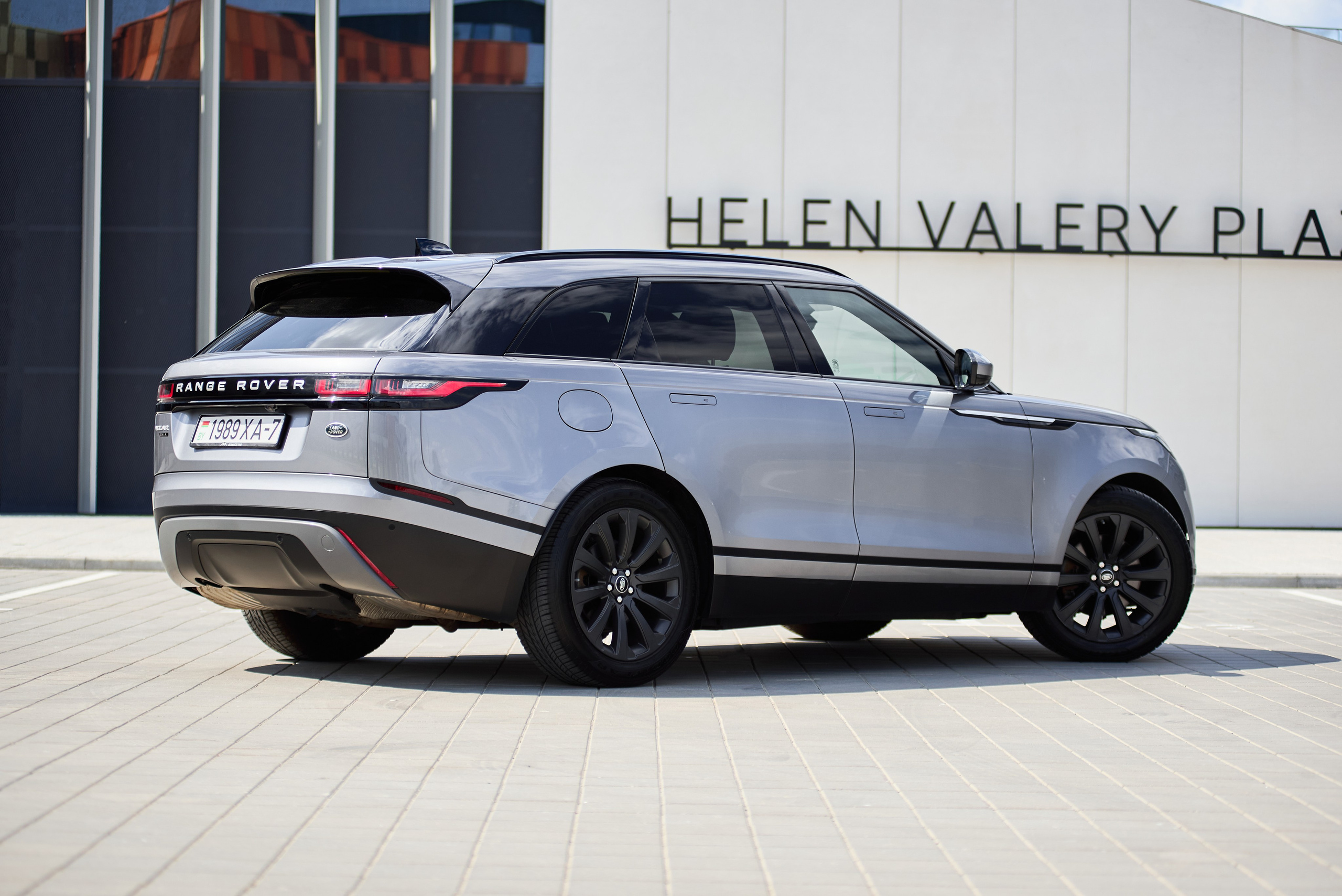 Range Rover Vilar. Автомобильный и интерьерный фотограф в Минске Александр Тагаев