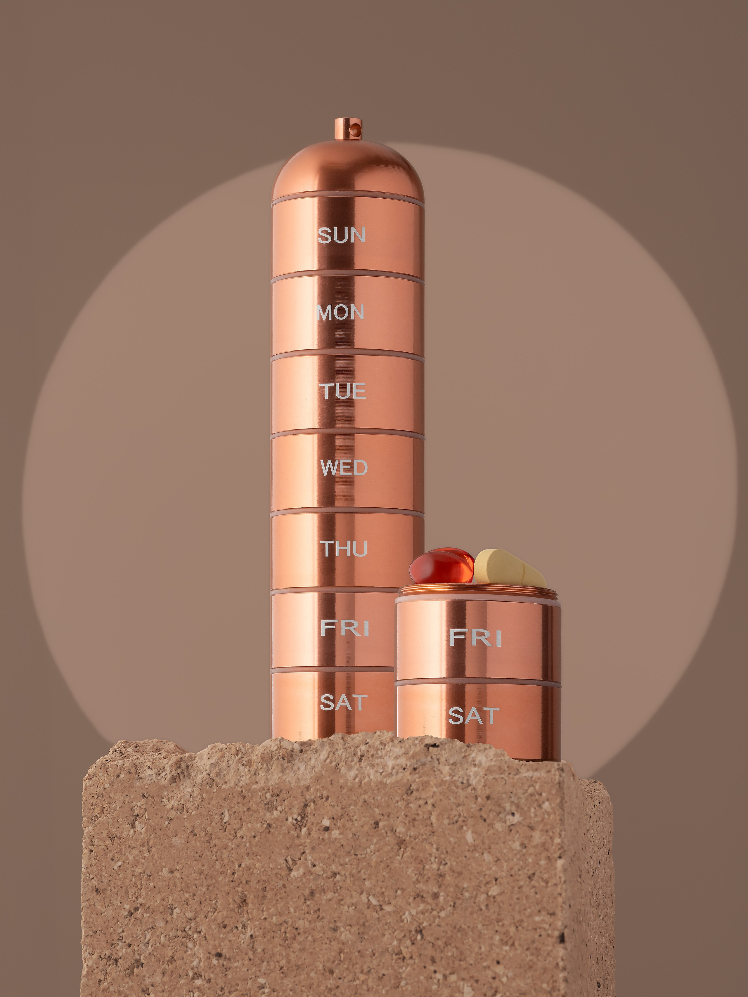 Фото таблетницы на неделю. Предметный фотограф Северова Екатерина | Профессиональная предметная съёмка фото и видео в Санкт-Петербурге