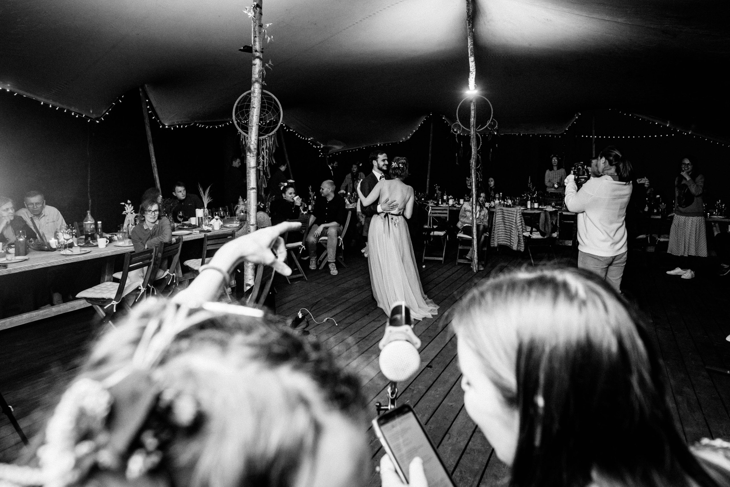 Les & More. Wedding & Documentary Photographer based in Nuremberg — available across Europe & Turkey | Vitalii Nasonov