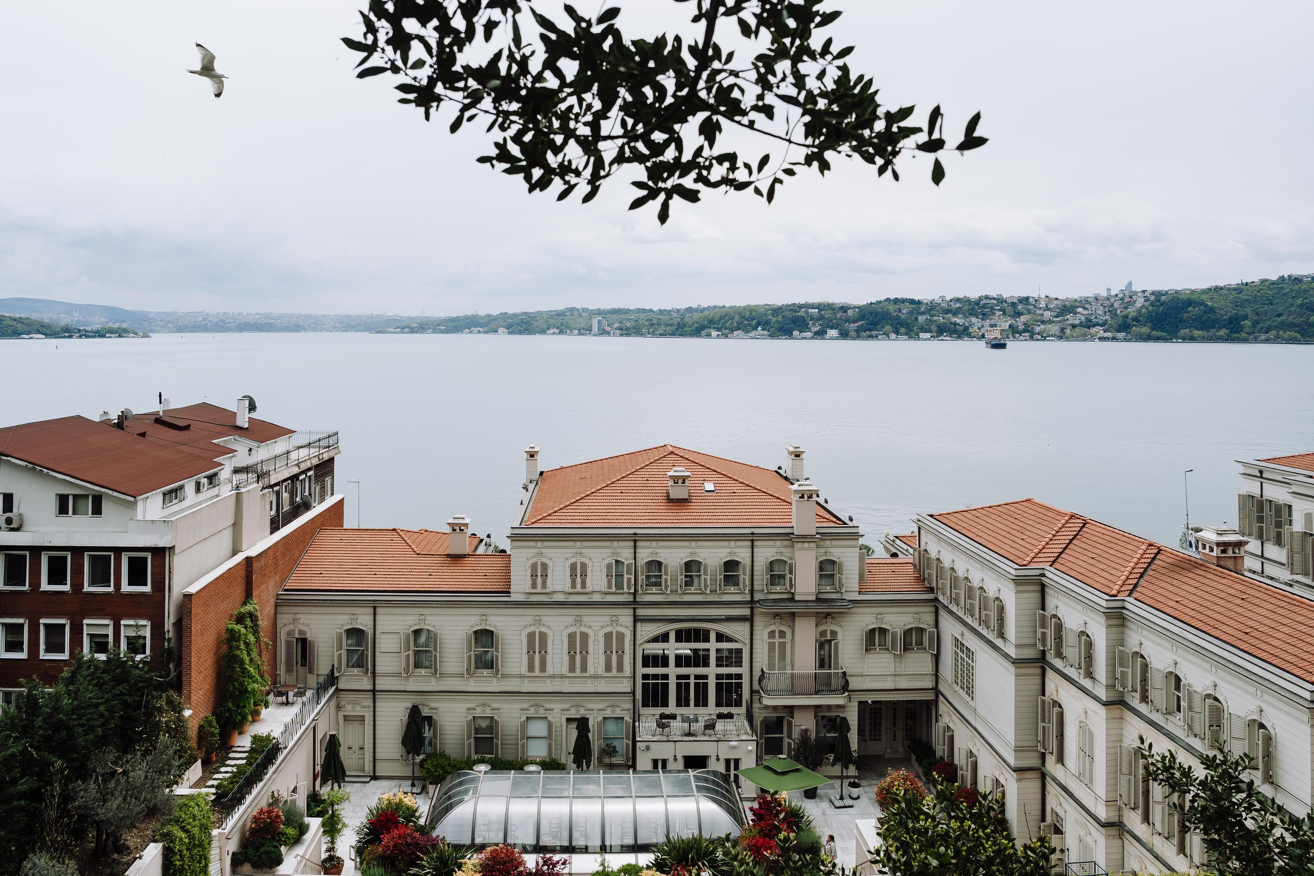 Istanbul Sariyer wedding. Wedding & Documentary Photographer based in Nuremberg — available across Europe & Turkey | Vitalii Nasonov