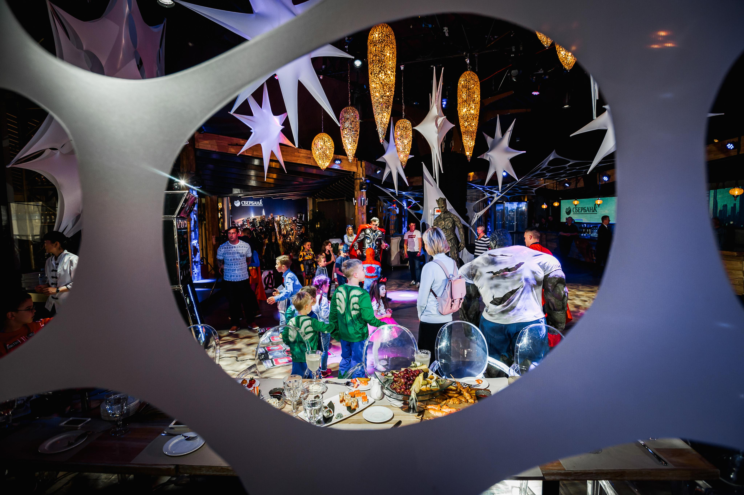 Avengers Shakti. Wedding & Documentary Photographer based in Nuremberg — available across Europe & Turkey | Vitalii Nasonov