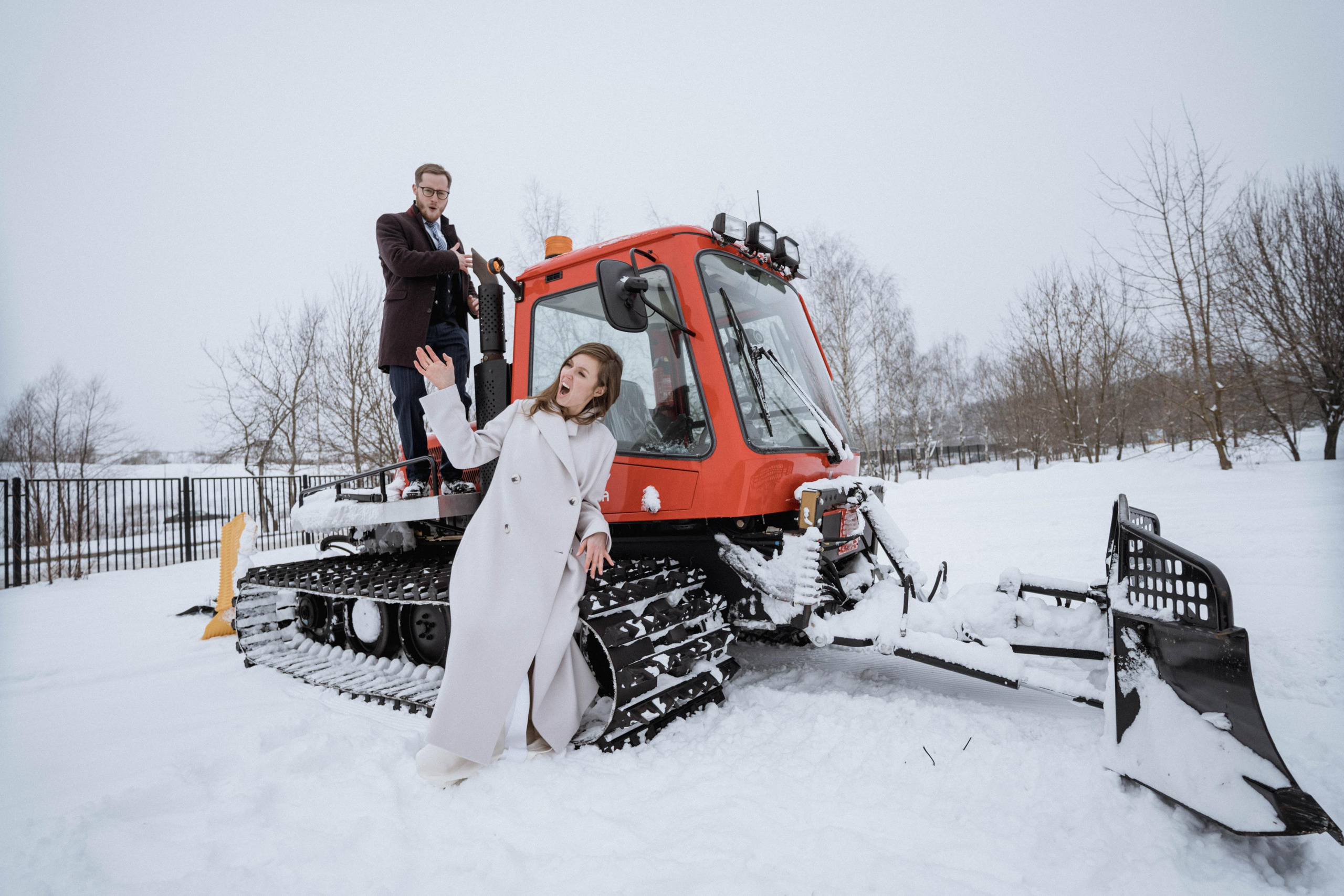 Snowy Space. Wedding & Documentary Photographer based in Nuremberg — available across Europe & Turkey | Vitalii Nasonov