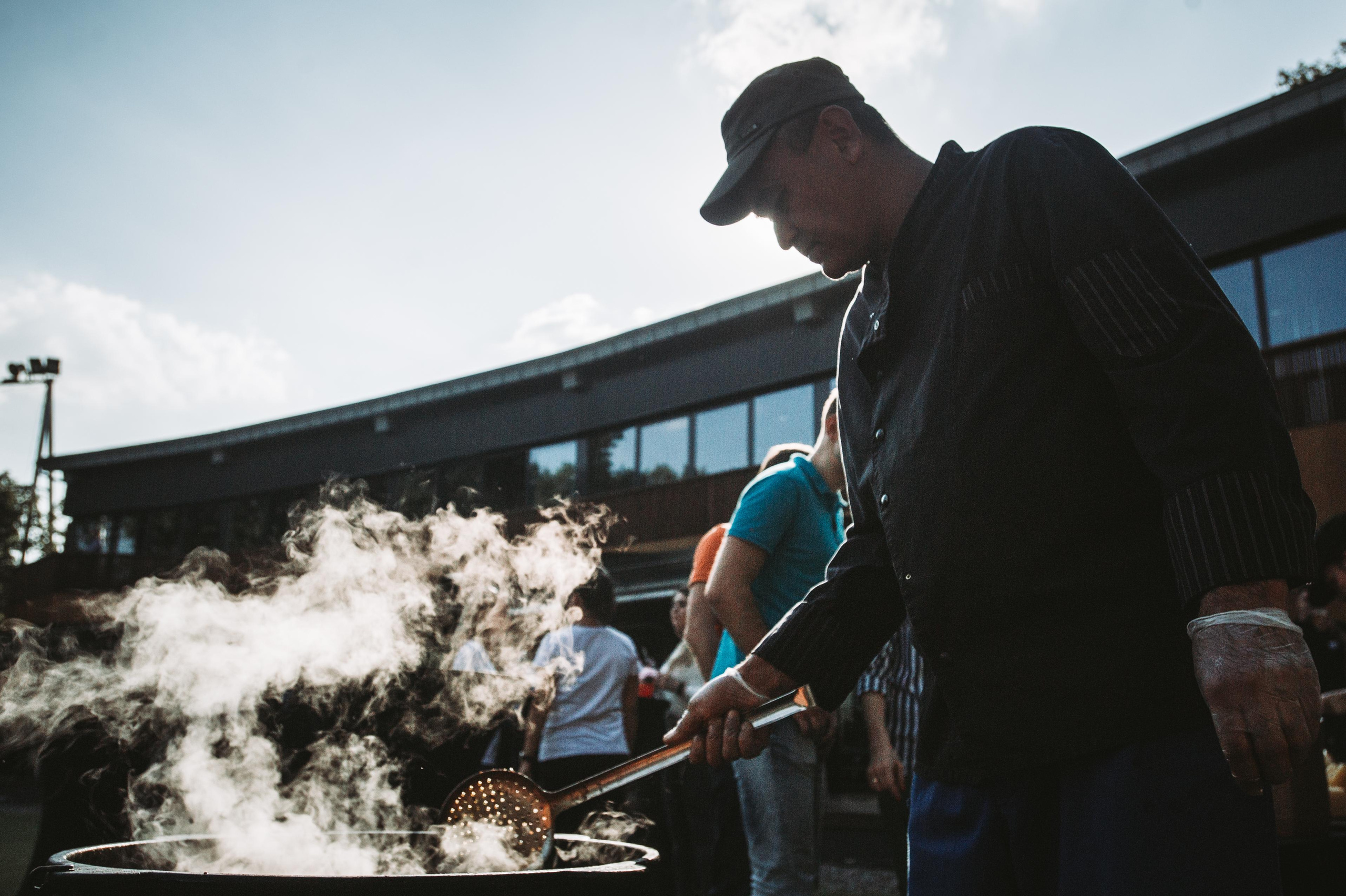 Assenture Habits New Me. Wedding & Documentary Photographer based in Nuremberg — available across Europe & Turkey | Vitalii Nasonov