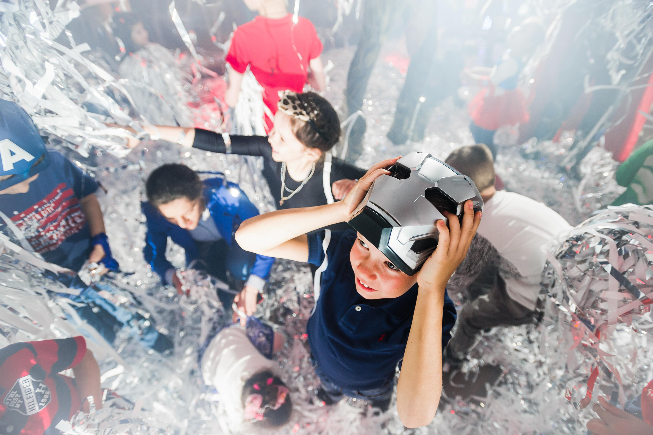 Avengers Shakti. Wedding & Documentary Photographer based in Nuremberg — available across Europe & Turkey | Vitalii Nasonov