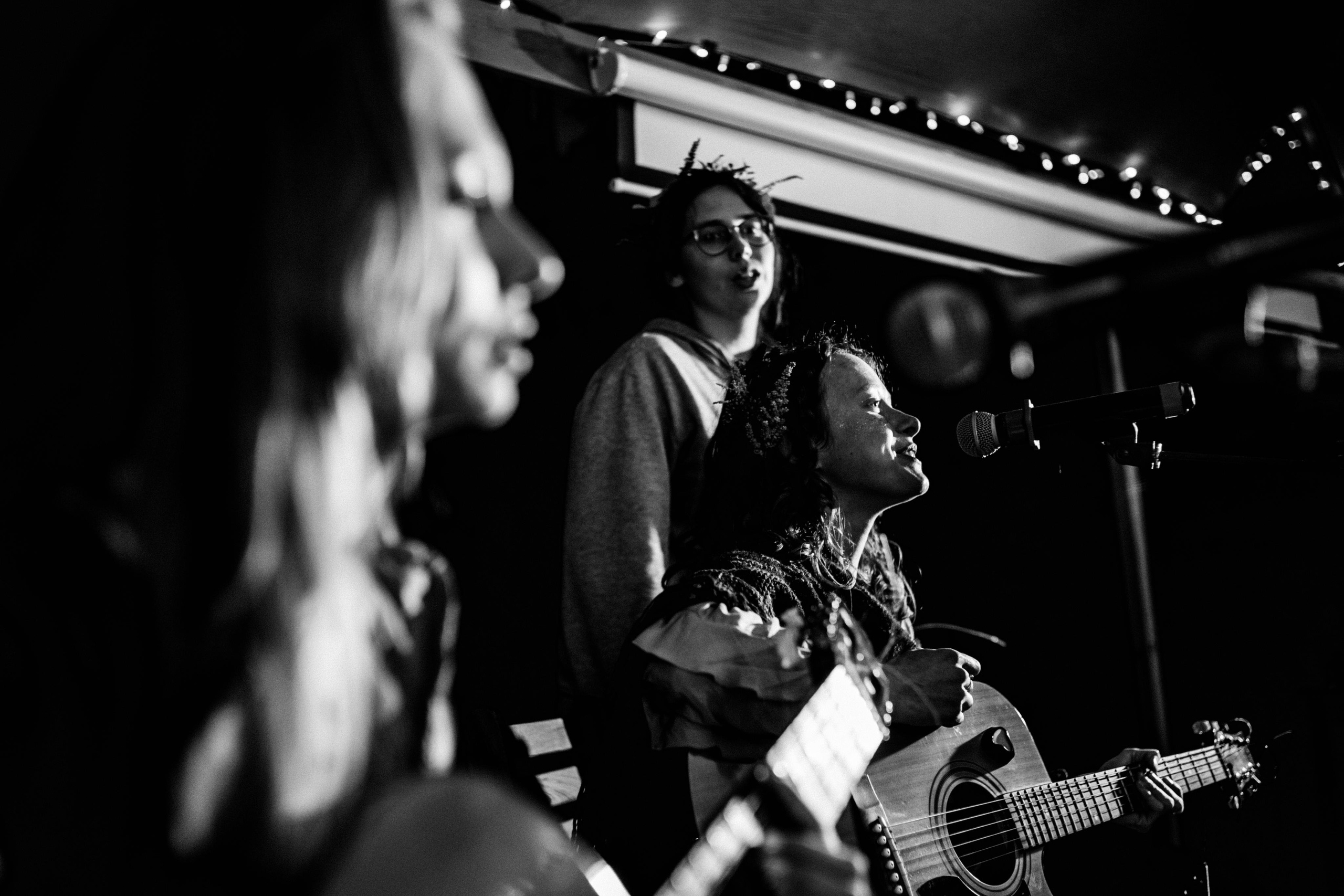 Les & More. Wedding & Documentary Photographer based in Nuremberg — available across Europe & Turkey | Vitalii Nasonov