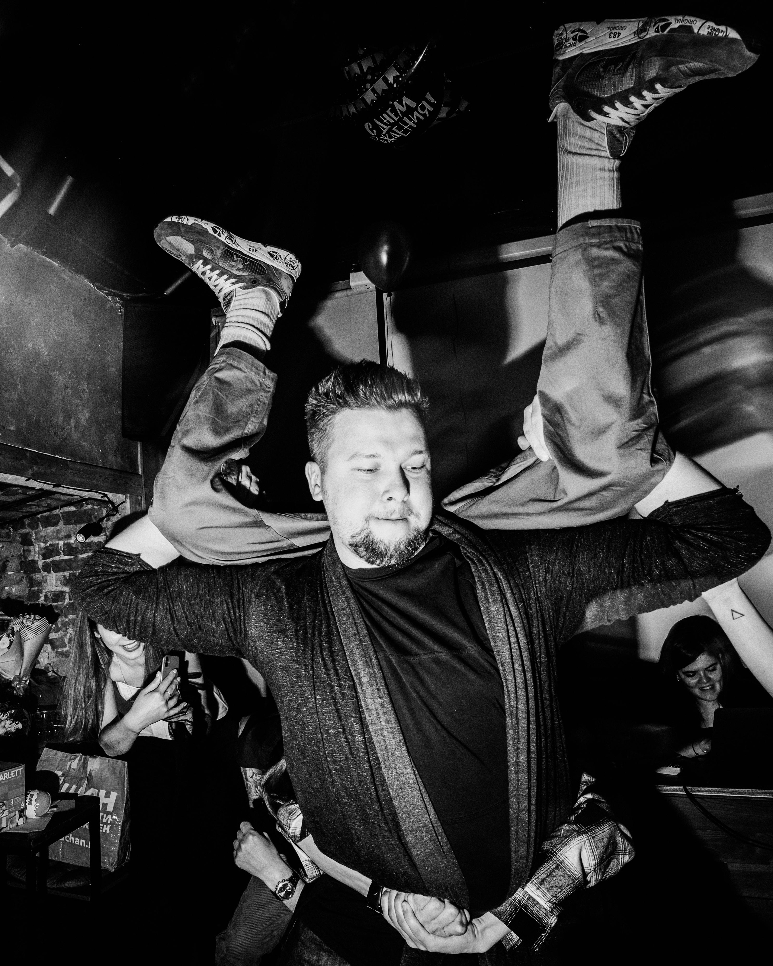 Guzerro 2.0. Wedding & Documentary Photographer based in Nuremberg — available across Europe & Turkey | Vitalii Nasonov