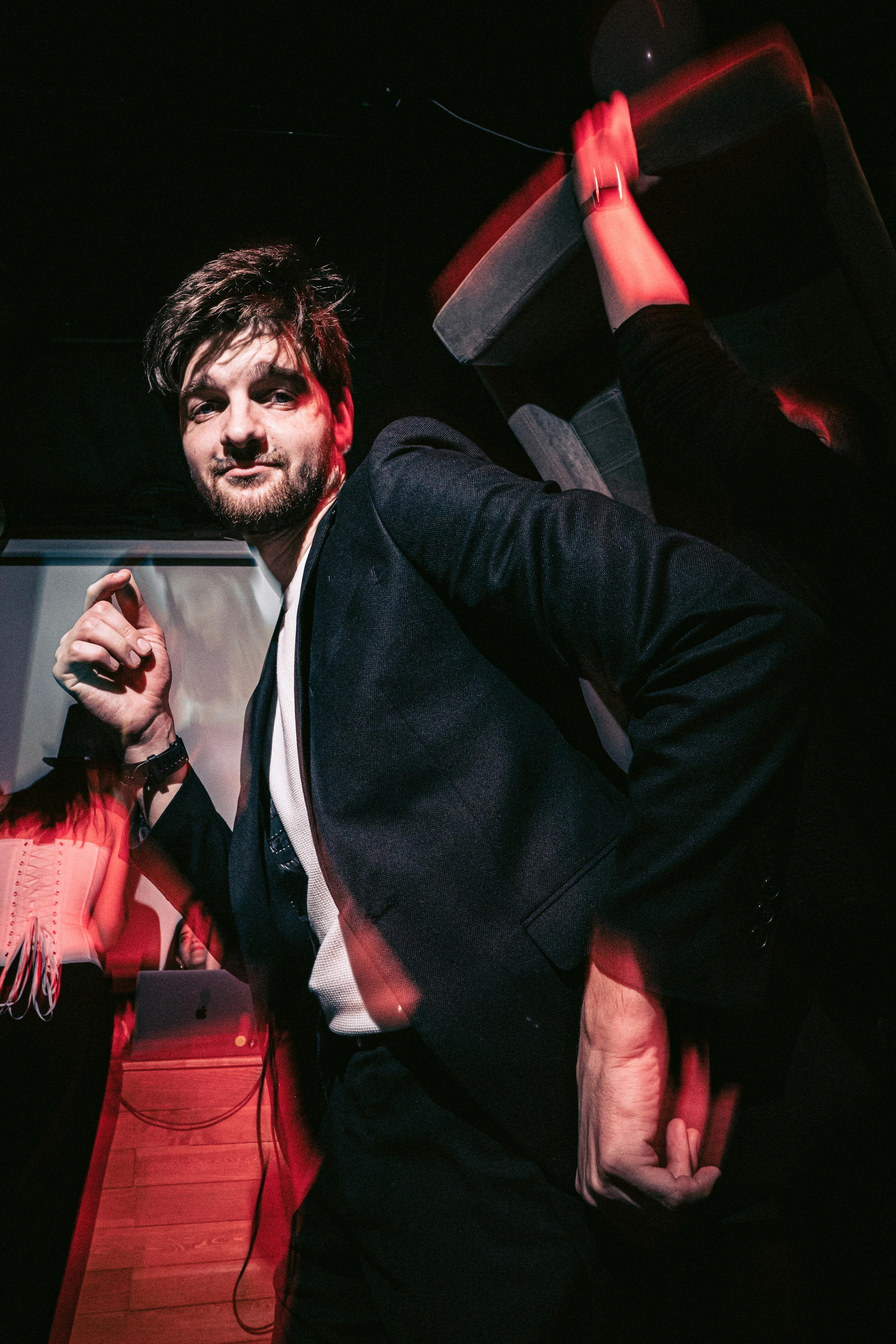 Guzerro 2.0. Wedding & Documentary Photographer based in Nuremberg — available across Europe & Turkey | Vitalii Nasonov