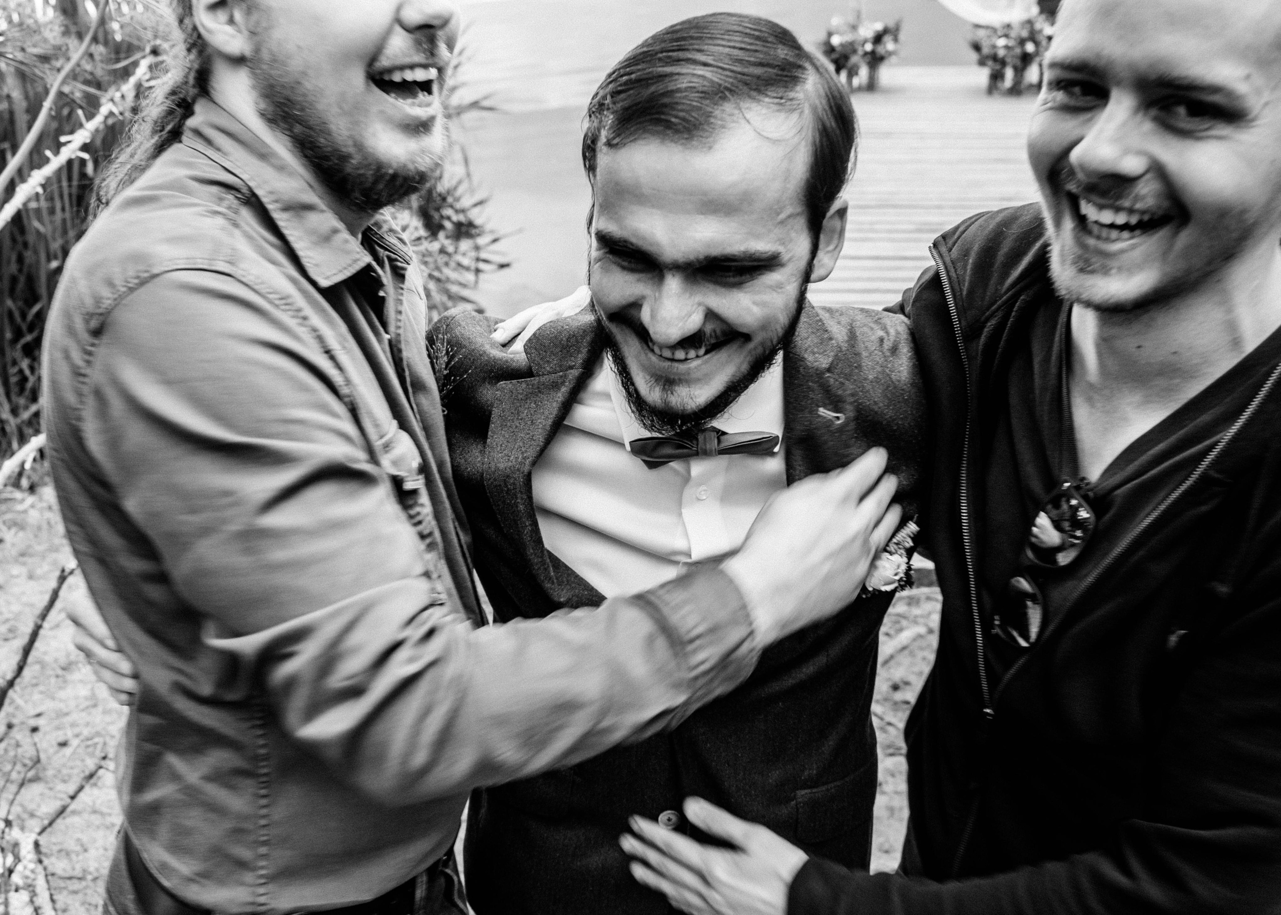 Les & More. Wedding & Documentary Photographer based in Nuremberg — available across Europe & Turkey | Vitalii Nasonov