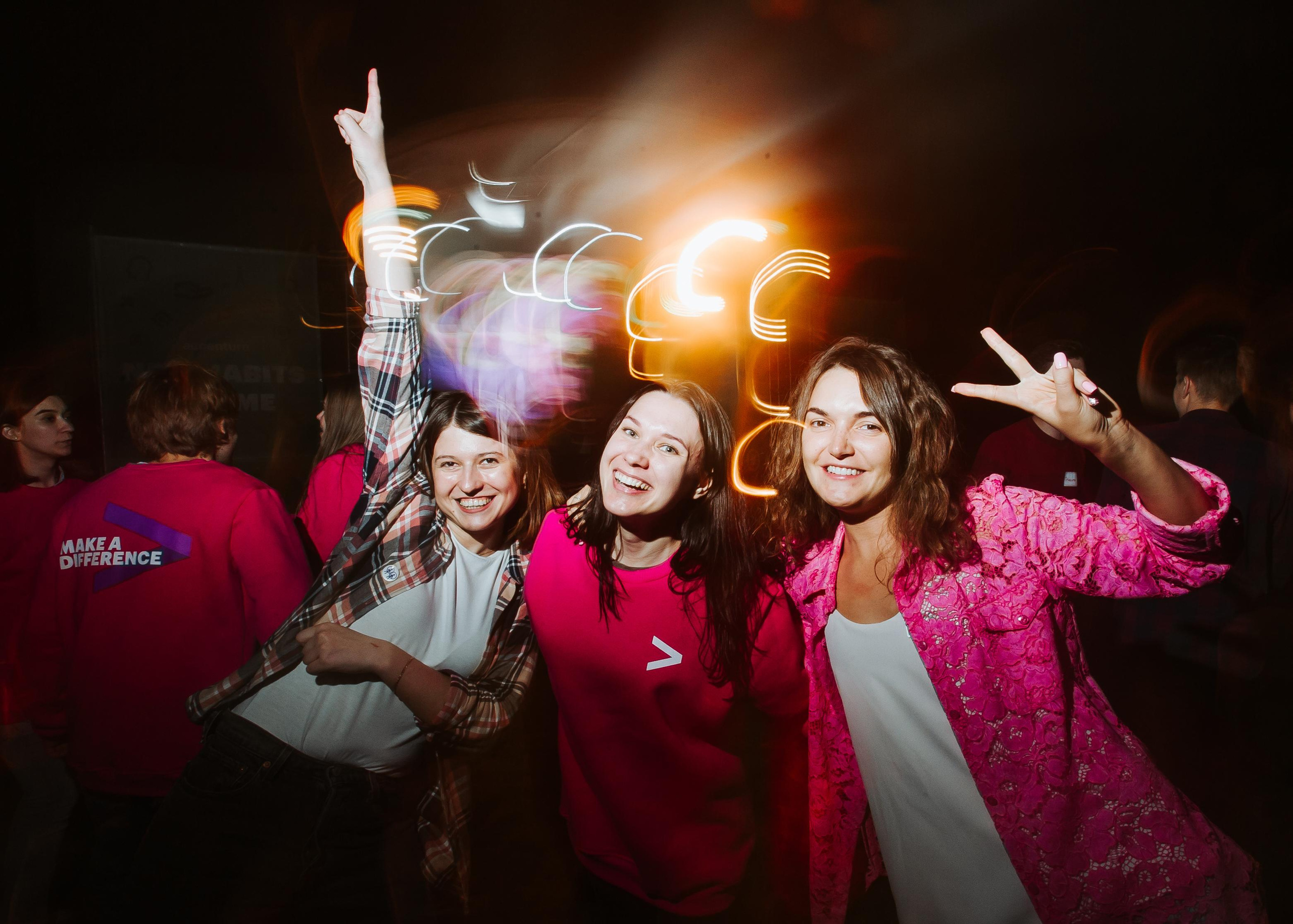 Assenture Habits New Me. Wedding & Documentary Photographer based in Nuremberg — available across Europe & Turkey | Vitalii Nasonov