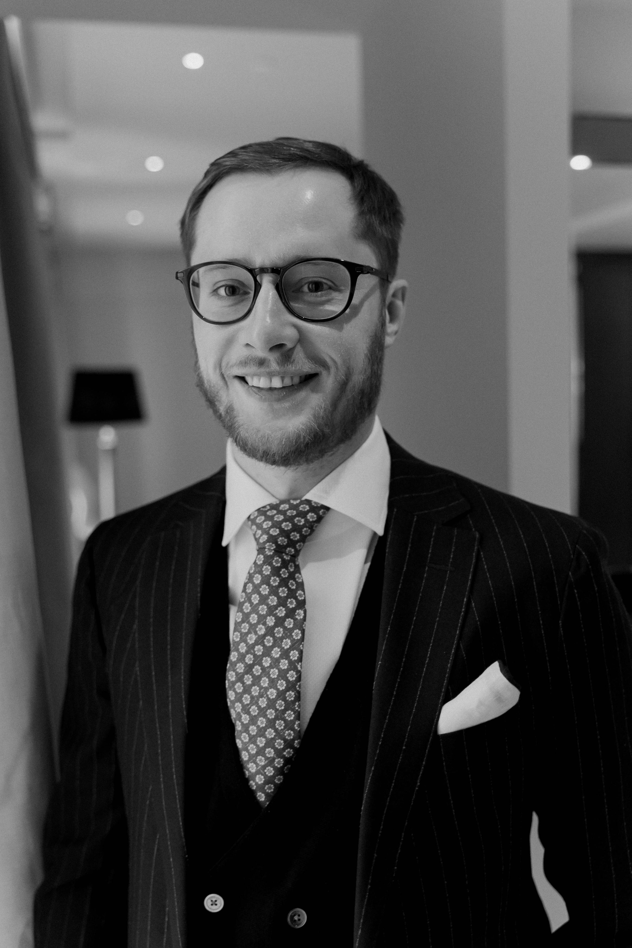 Snowy Space. Wedding & Documentary Photographer based in Nuremberg — available across Europe & Turkey | Vitalii Nasonov