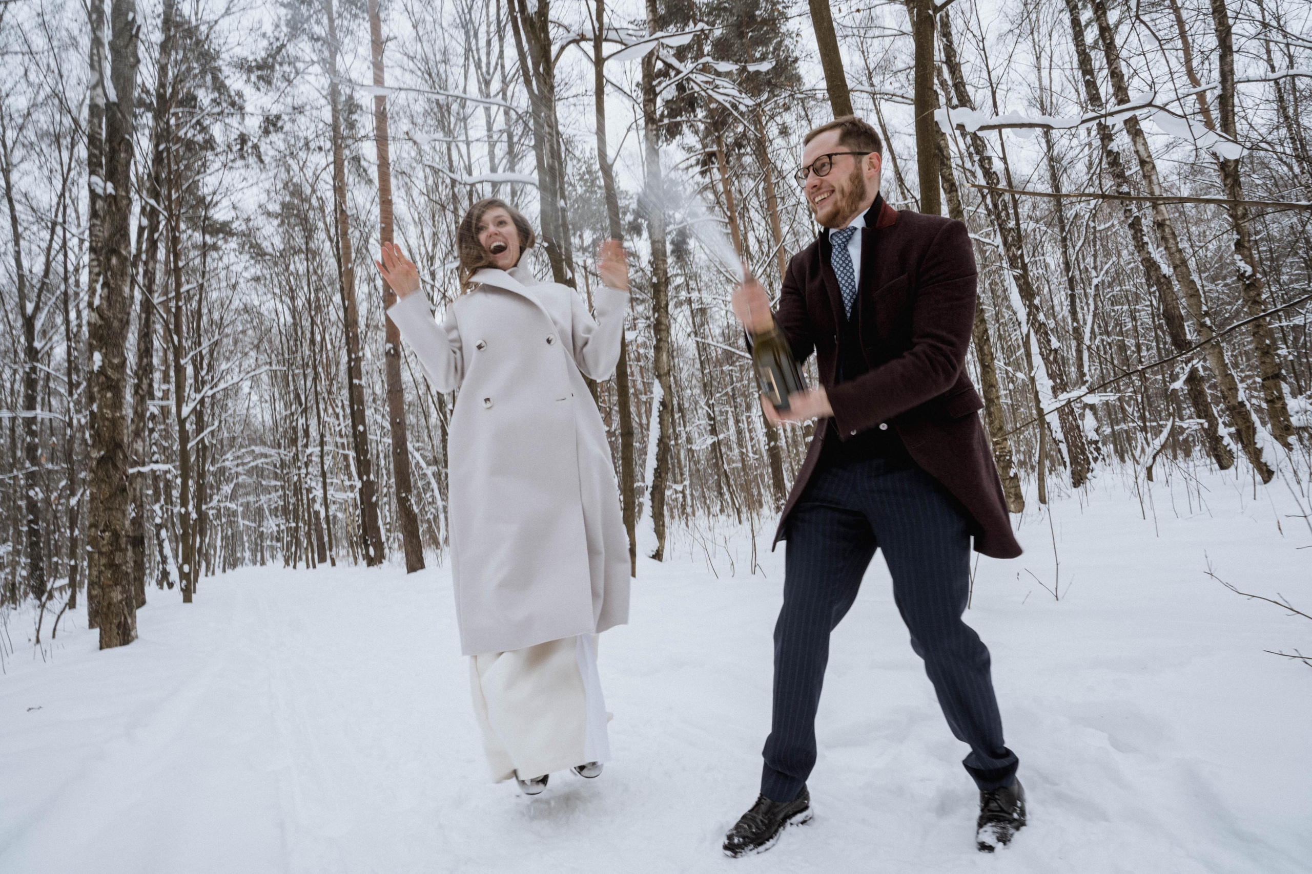 Snowy Space. Wedding & Documentary Photographer based in Nuremberg — available across Europe & Turkey | Vitalii Nasonov