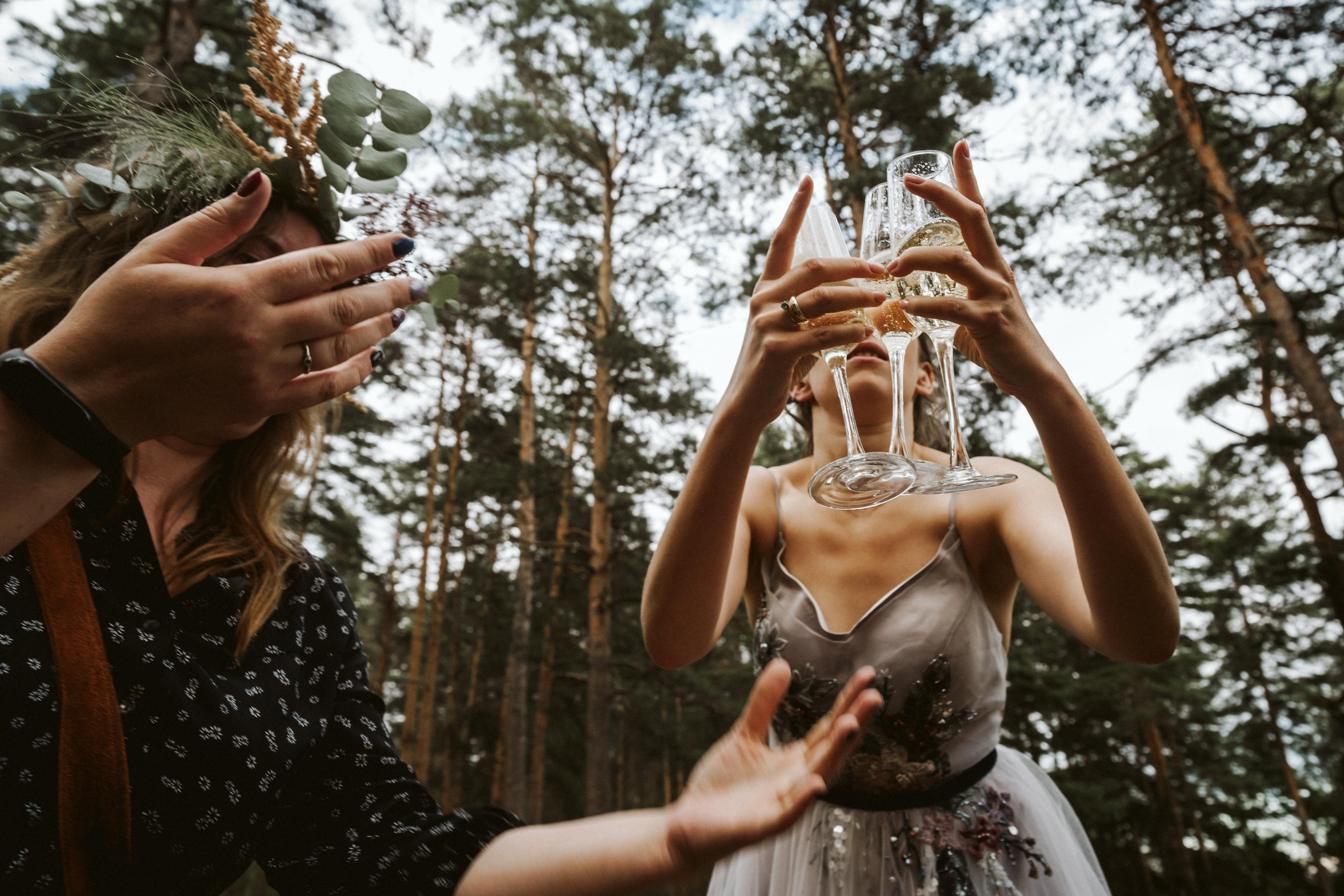 Les & More. Wedding & Documentary Photographer based in Nuremberg — available across Europe & Turkey | Vitalii Nasonov