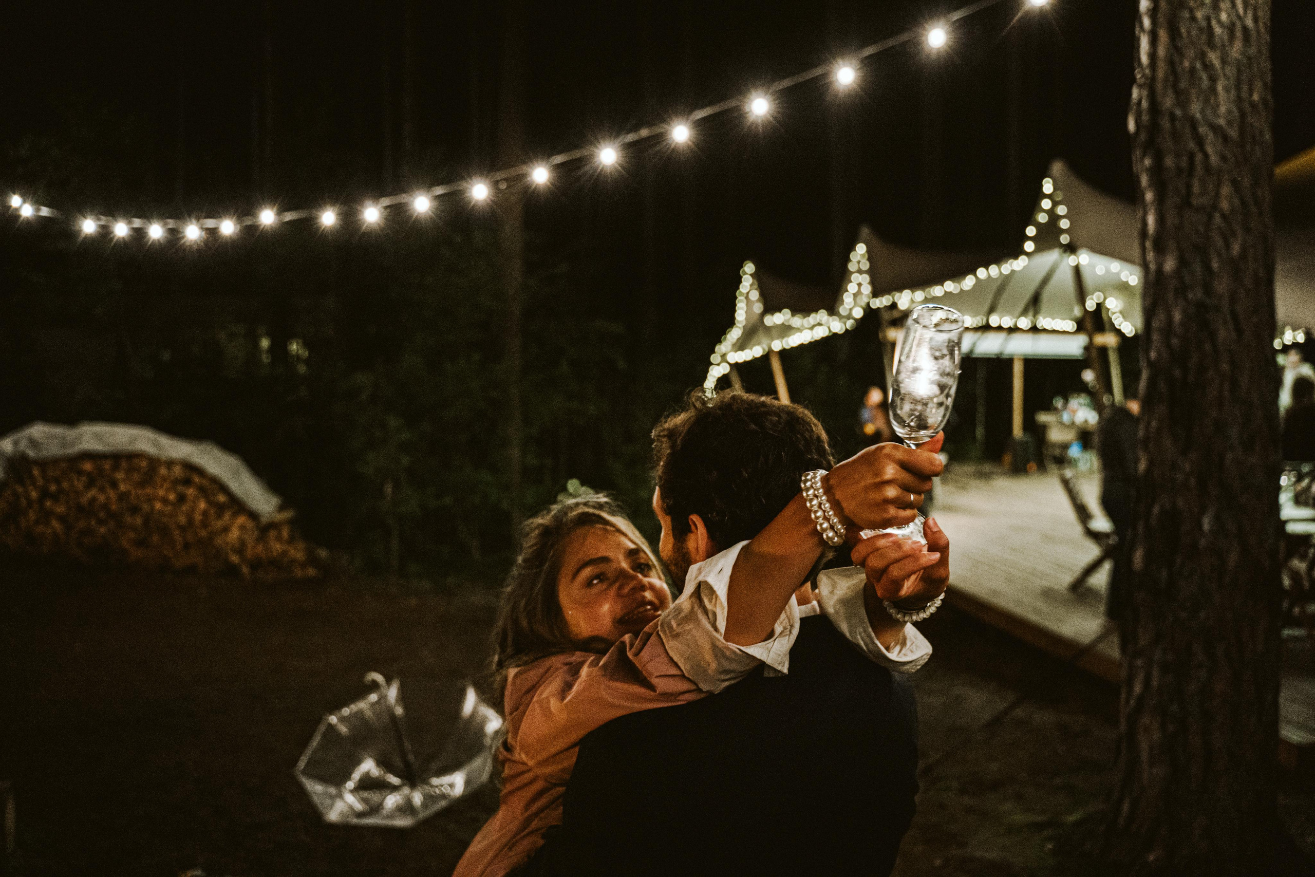 Les & More. Wedding & Documentary Photographer based in Nuremberg — available across Europe & Turkey | Vitalii Nasonov