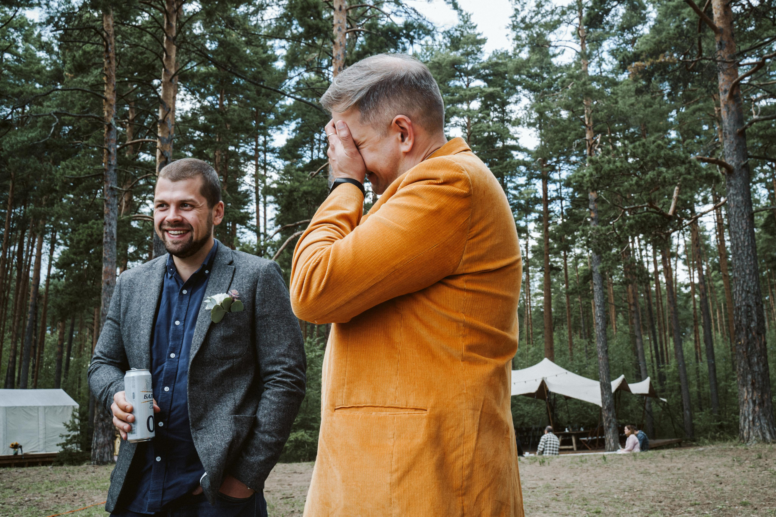 Les & More. Wedding & Documentary Photographer based in Nuremberg — available across Europe & Turkey | Vitalii Nasonov