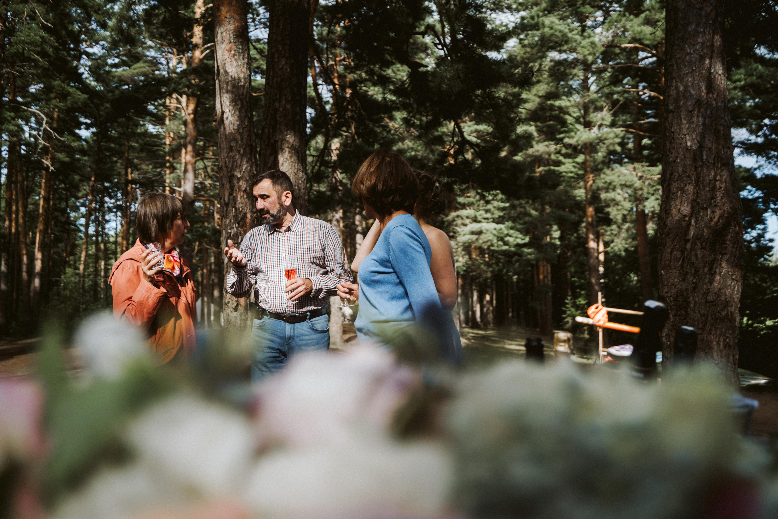 Les & More. Wedding & Documentary Photographer based in Nuremberg — available across Europe & Turkey | Vitalii Nasonov