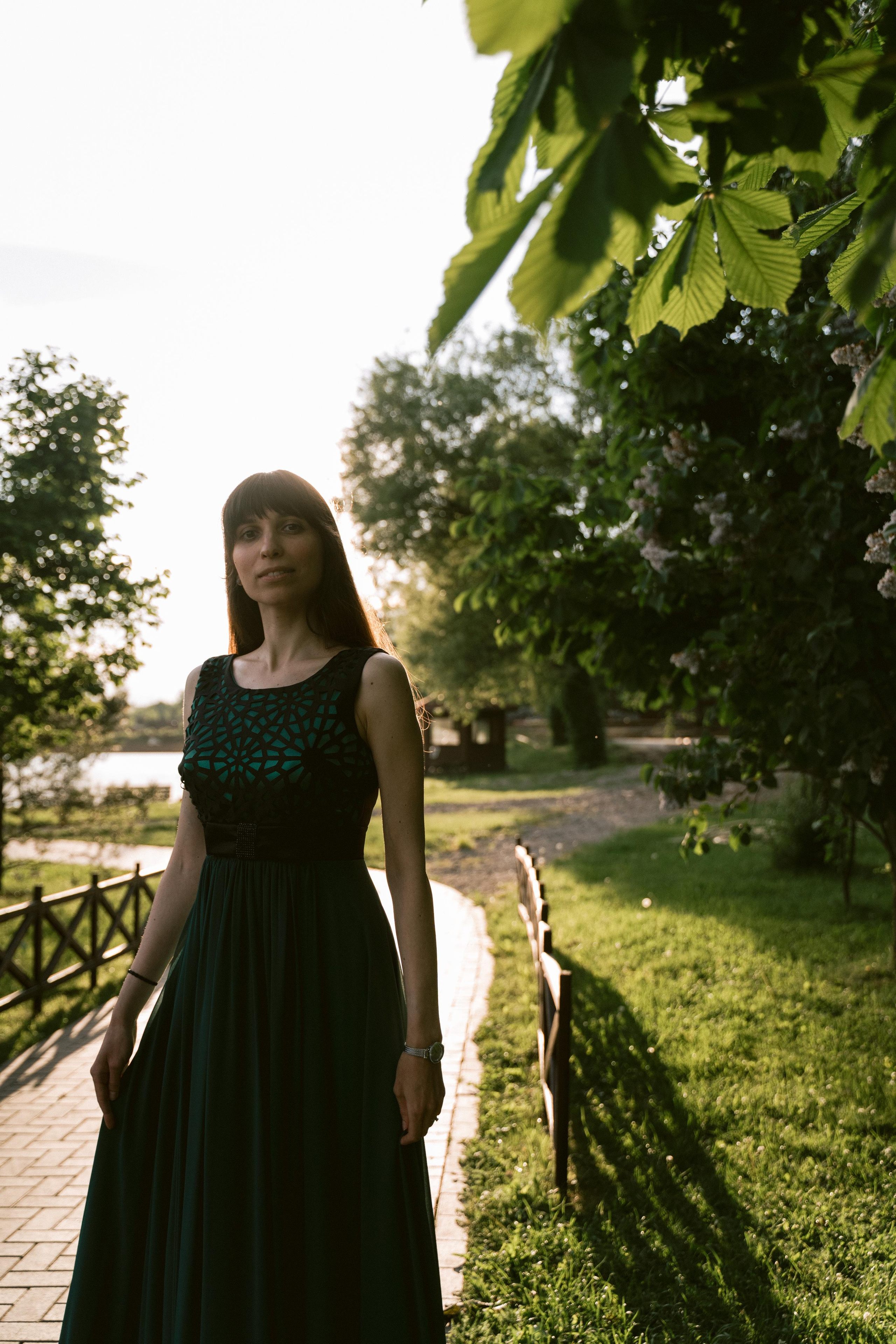 A sea of hugs. Wedding & Documentary Photographer based in Nuremberg — available across Europe & Turkey | Vitalii Nasonov