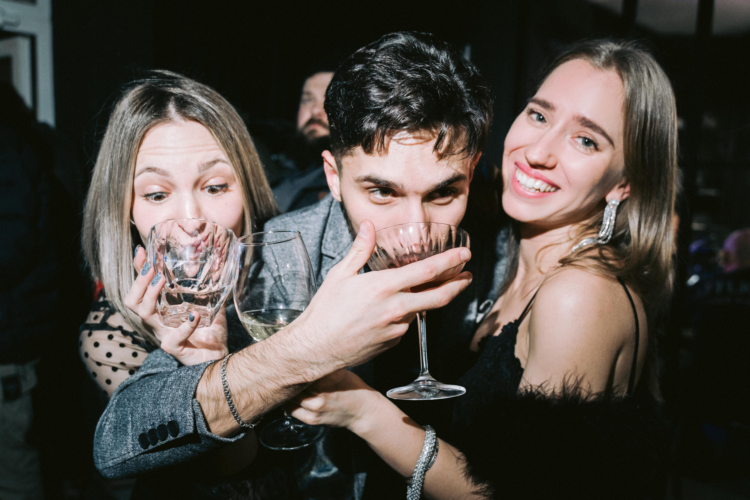 AndMe Bar. Wedding & Documentary Photographer based in Nuremberg — available across Europe & Turkey | Vitalii Nasonov