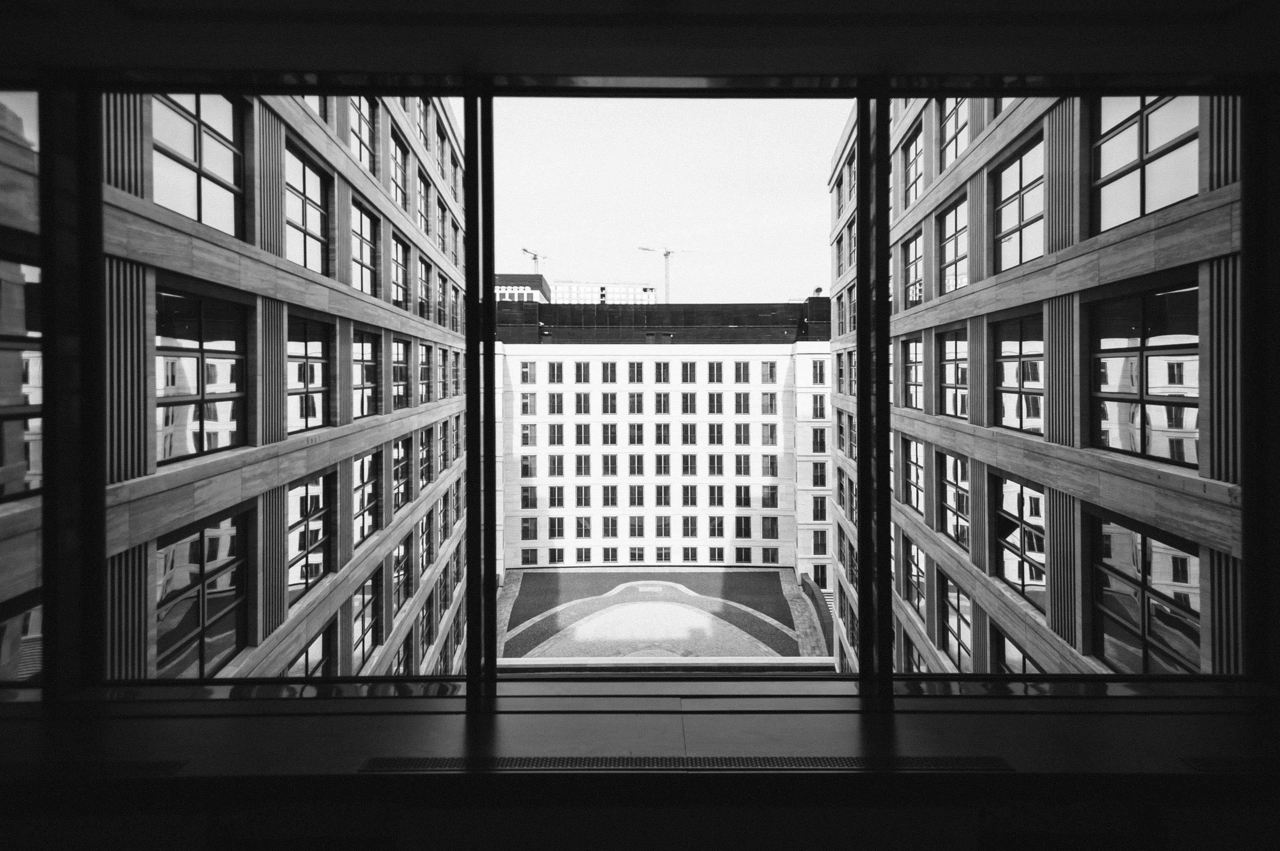 Over the Edge. Wedding & Documentary Photographer based in Nuremberg — available across Europe & Turkey | Vitalii Nasonov