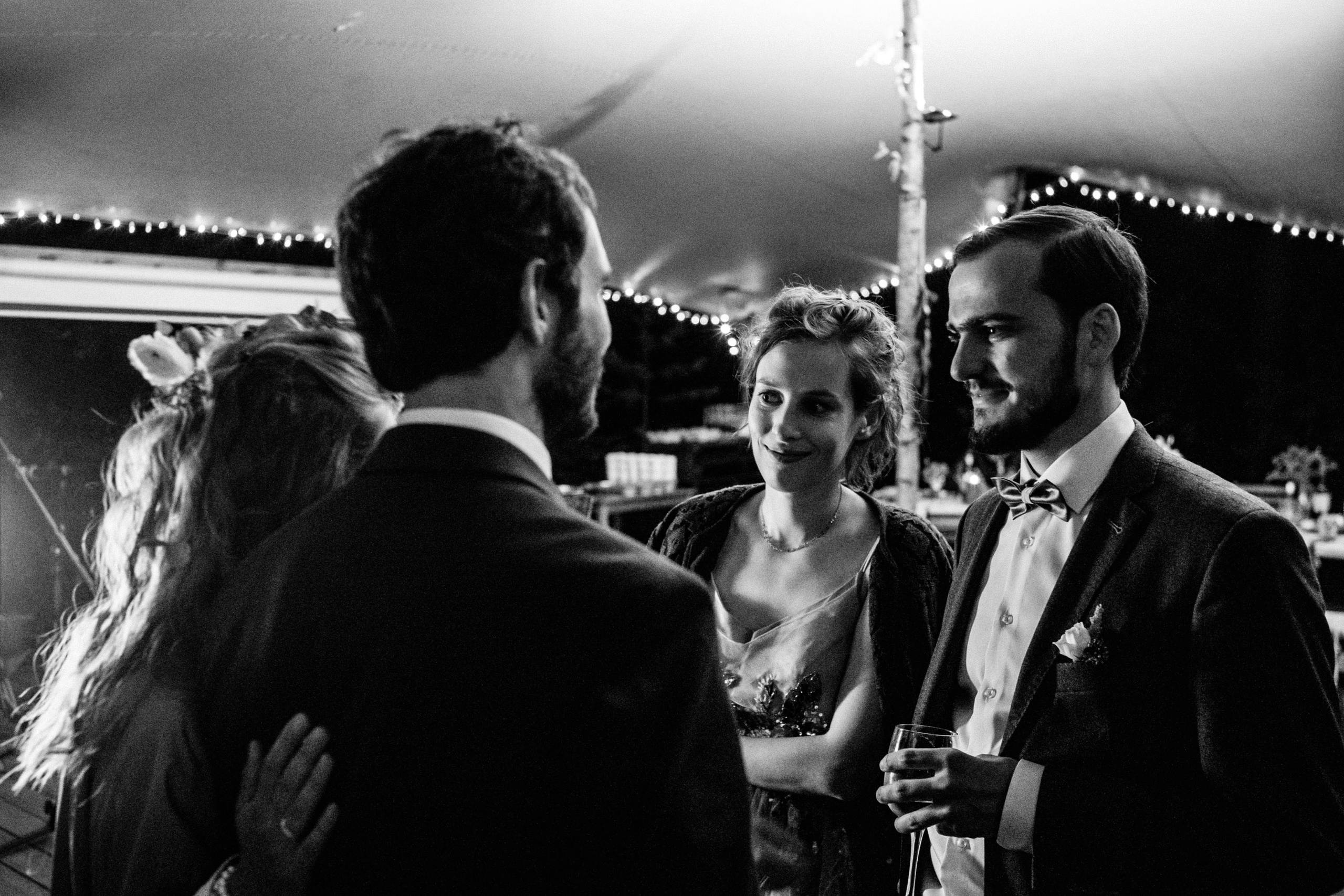 Les & More. Wedding & Documentary Photographer based in Nuremberg — available across Europe & Turkey | Vitalii Nasonov