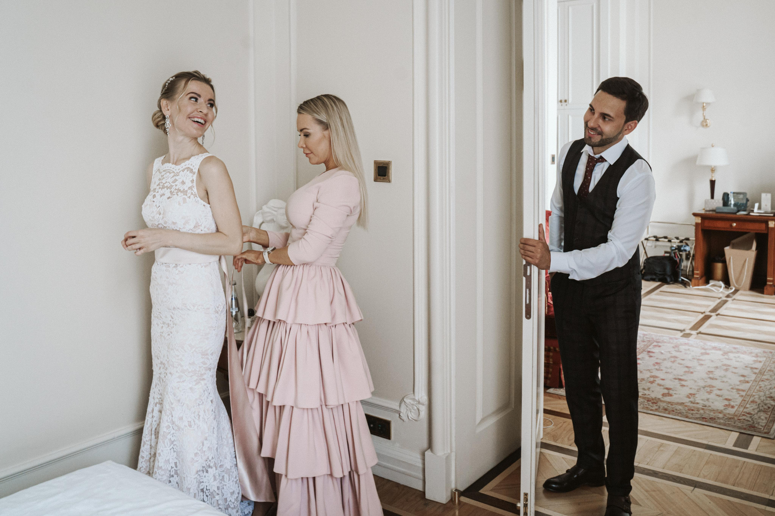 Savoy Wedding. Wedding & Documentary Photographer based in Nuremberg — available across Europe & Turkey | Vitalii Nasonov