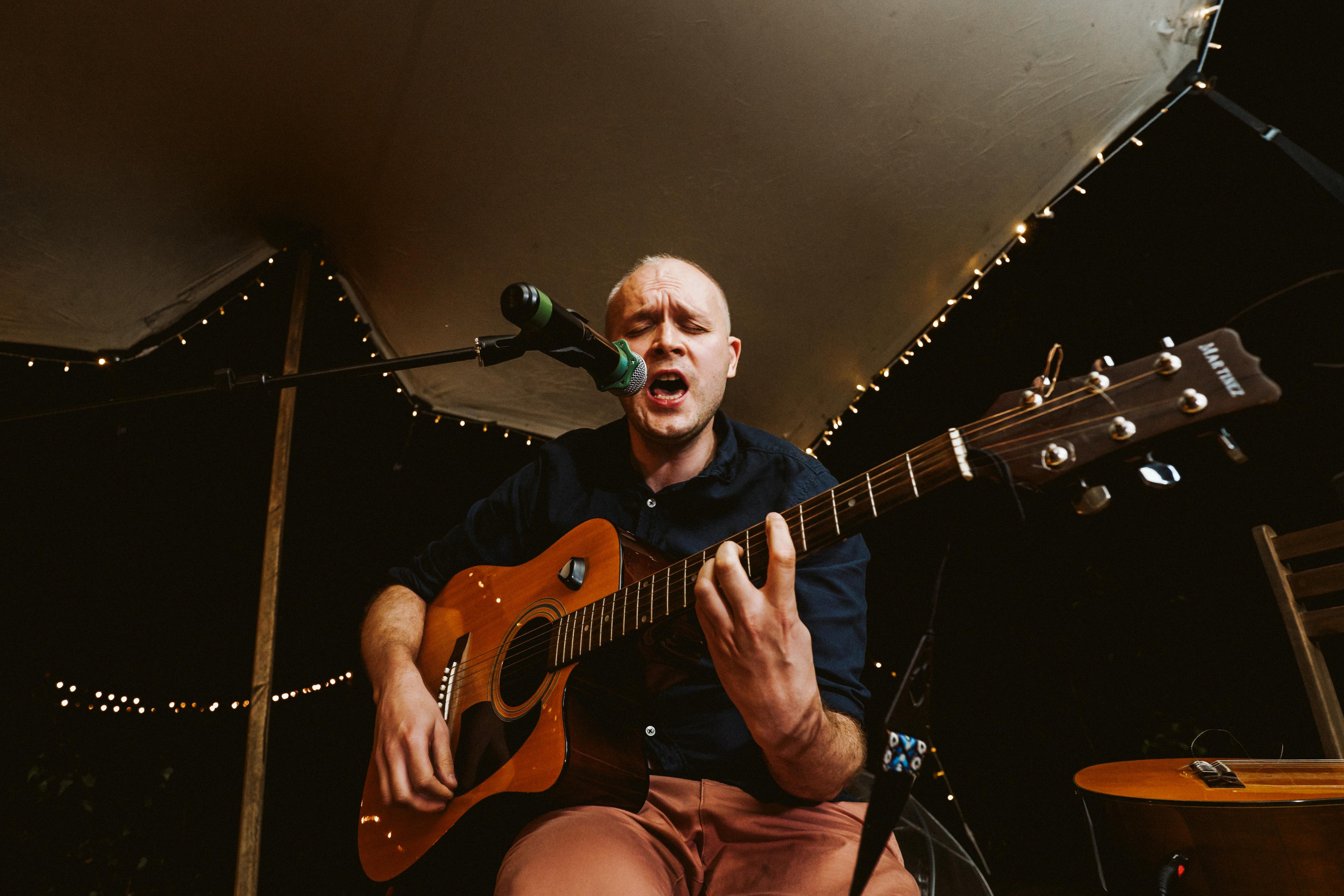 Les & More. Wedding & Documentary Photographer based in Nuremberg — available across Europe & Turkey | Vitalii Nasonov