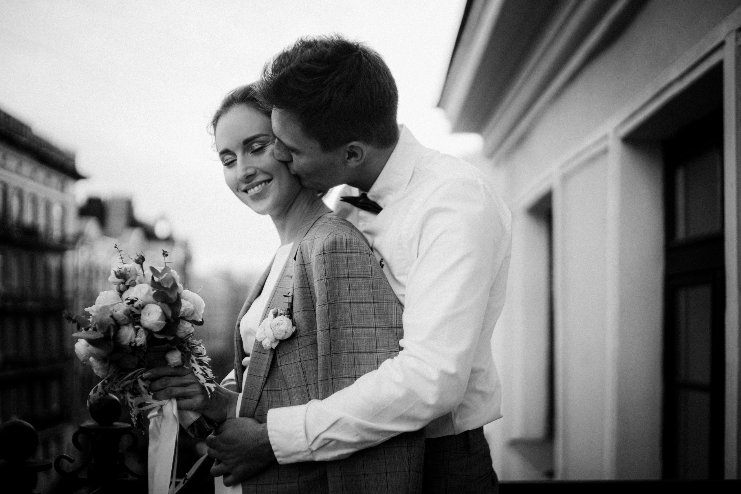 Dizzy. Wedding & Documentary Photographer based in Nuremberg — available across Europe & Turkey | Vitalii Nasonov